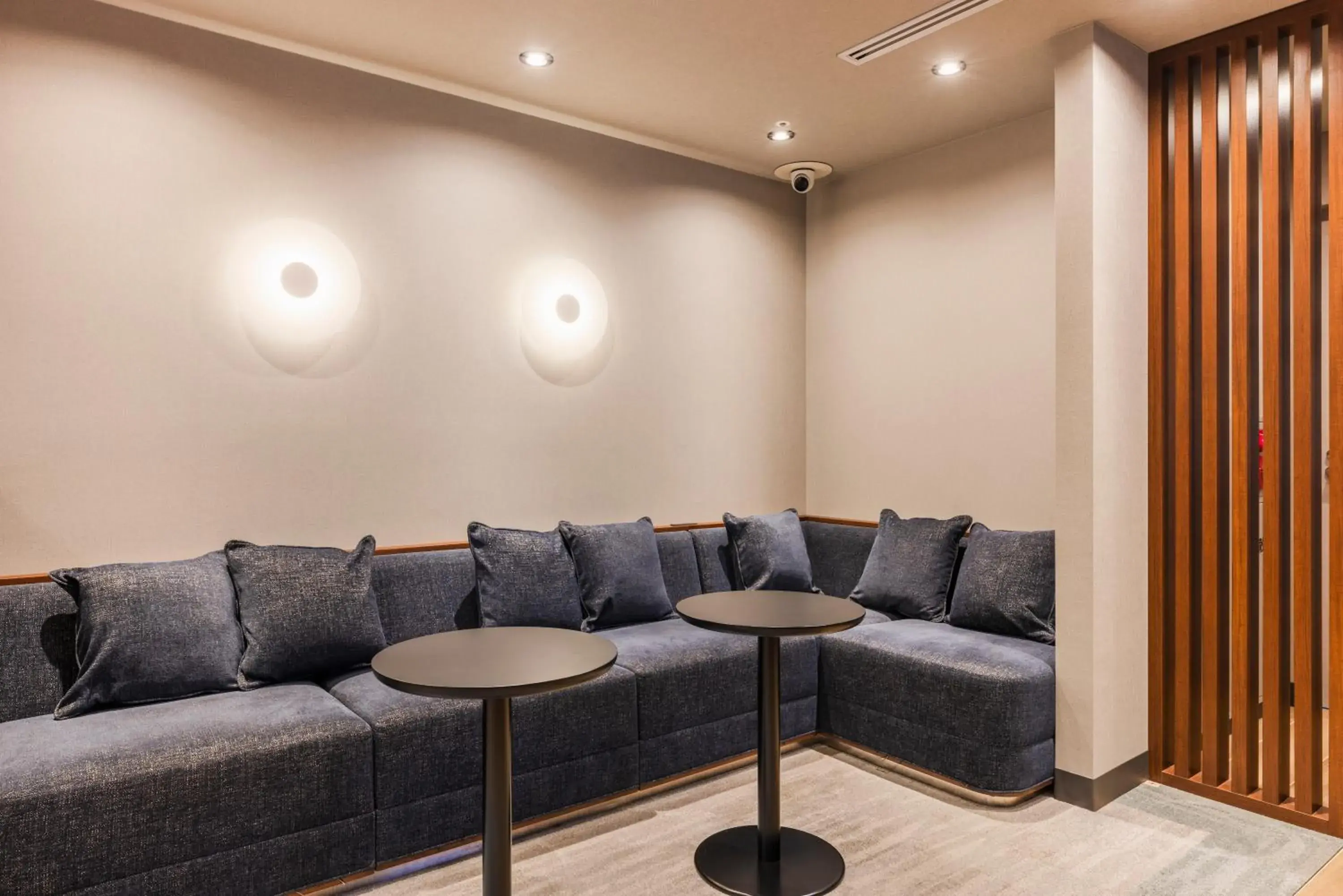 Lobby or reception in Sotetsu Fresa Inn Yokohama Sakuragi-cho - Renovated in June 20th 2025 Lobby or reception in Sotetsu Fresa Inn Yokohama Sakuragi-cho - Renovated in June 20th 2025