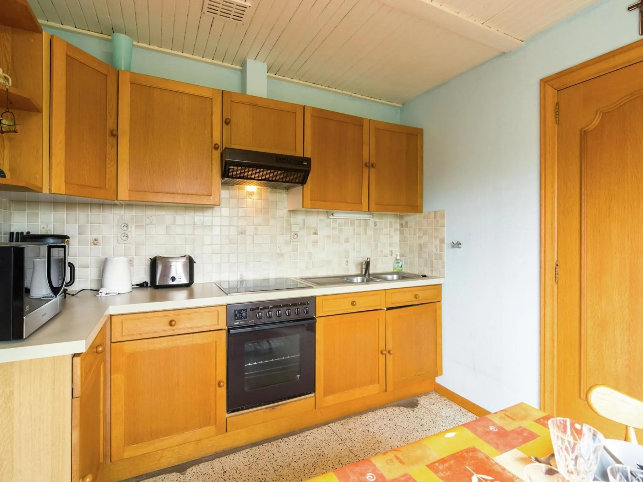 Kitchen or kitchenette in Charming Cottage in Chiny
