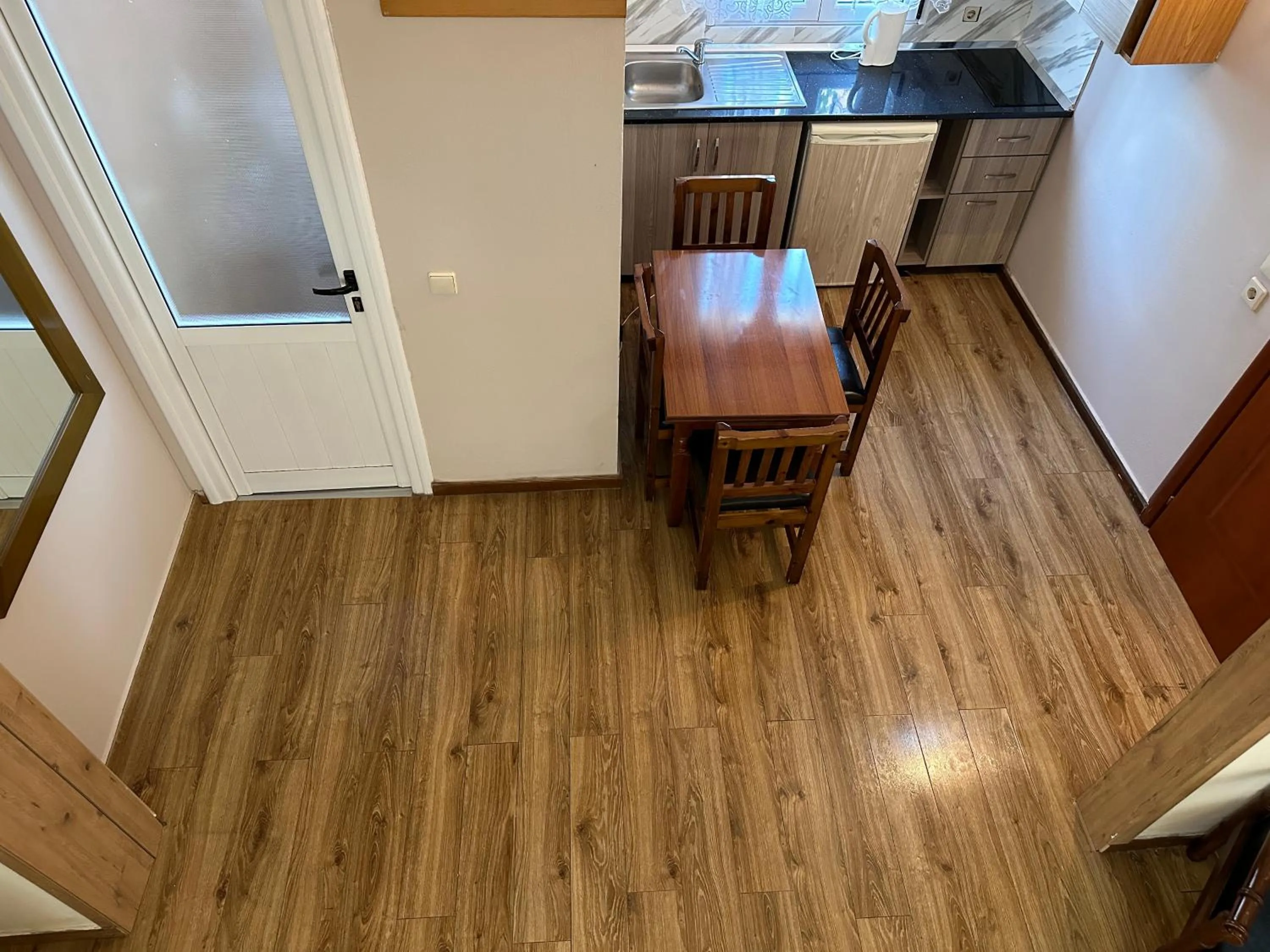 Kitchen or kitchenette in Anel Suites