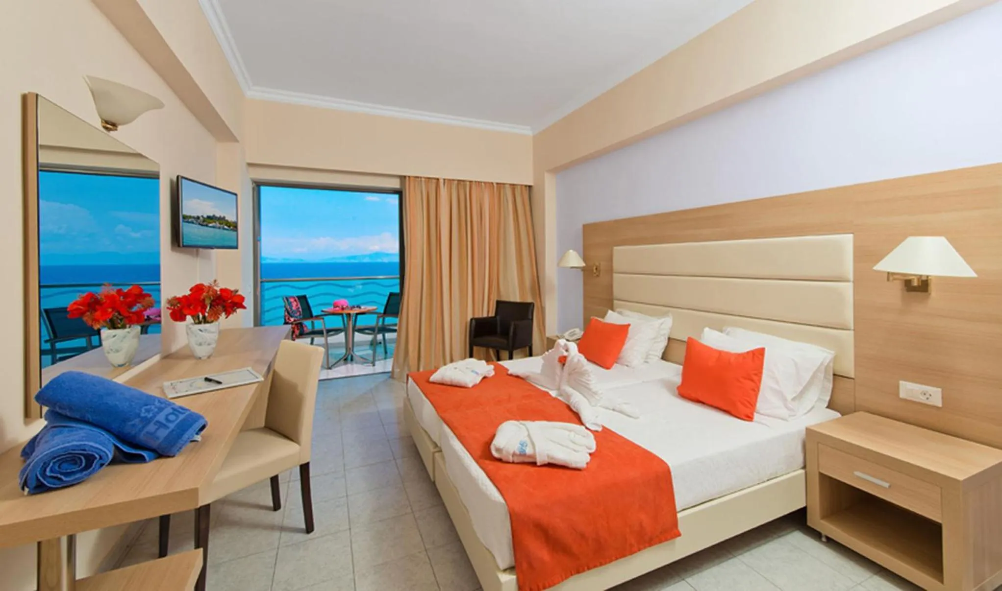 Twin Room with Pool View in Belair Beach Hotel