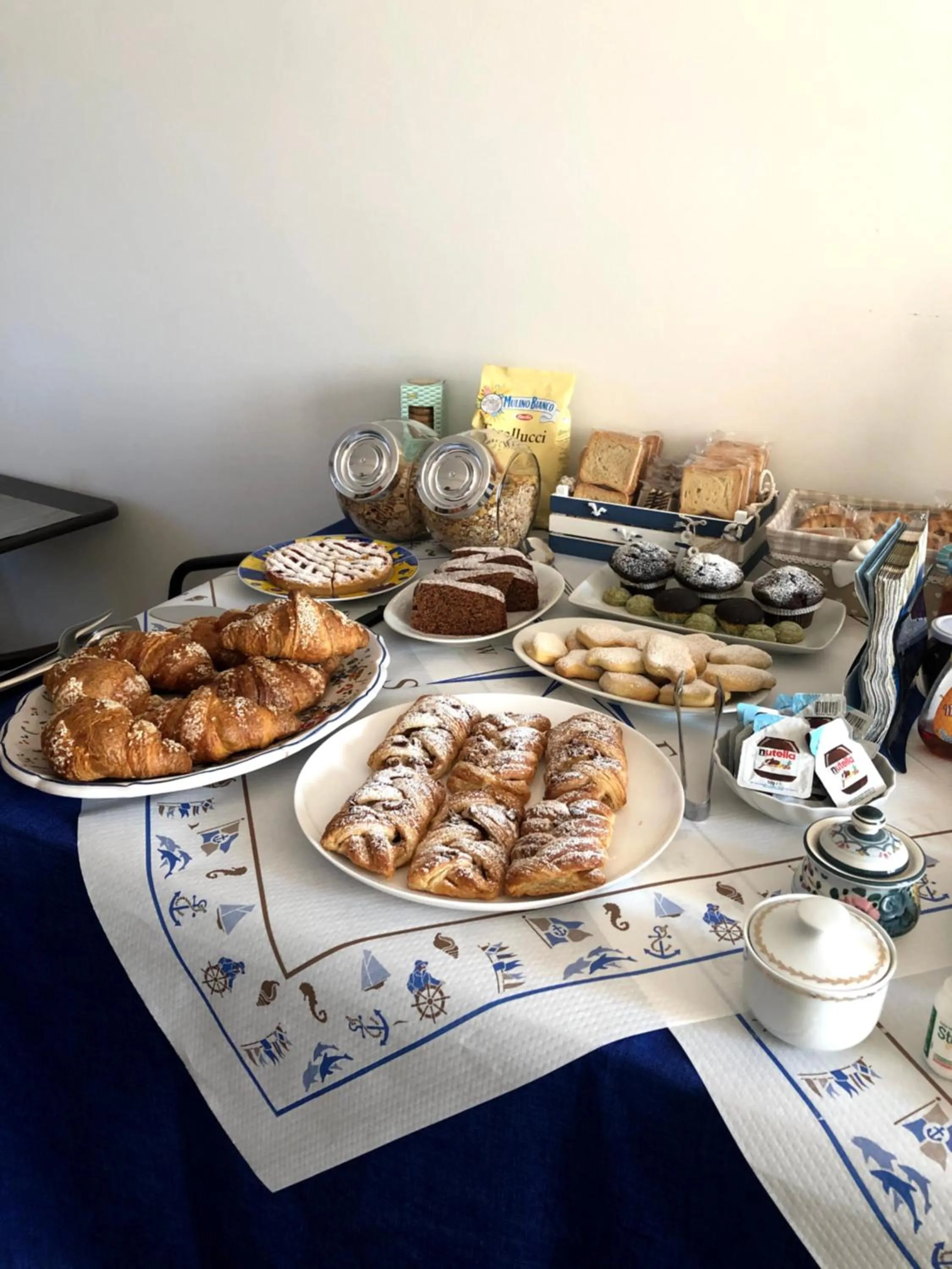 Buffet breakfast in B&b Villa Eden