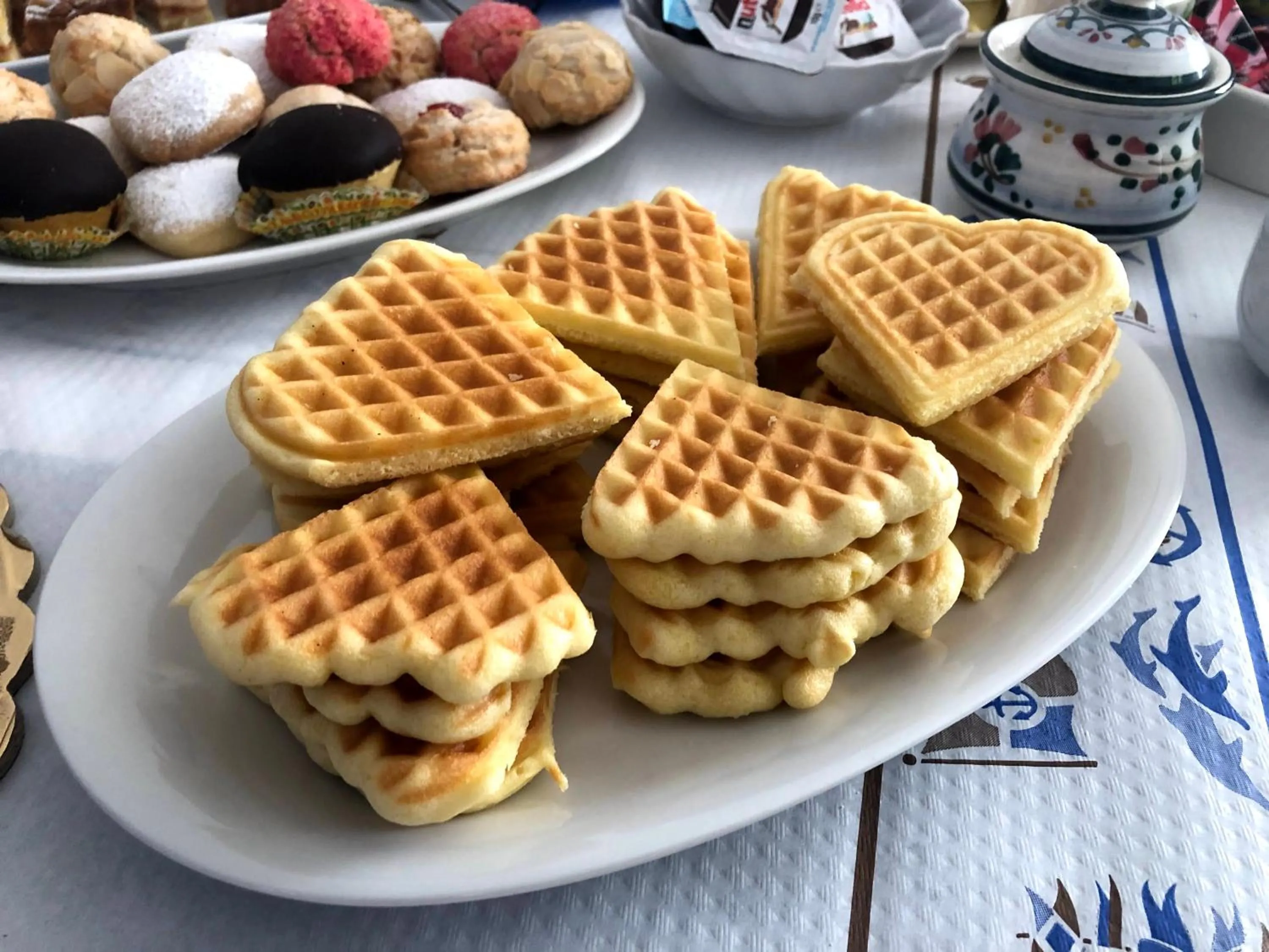 Buffet breakfast in B&b Villa Eden