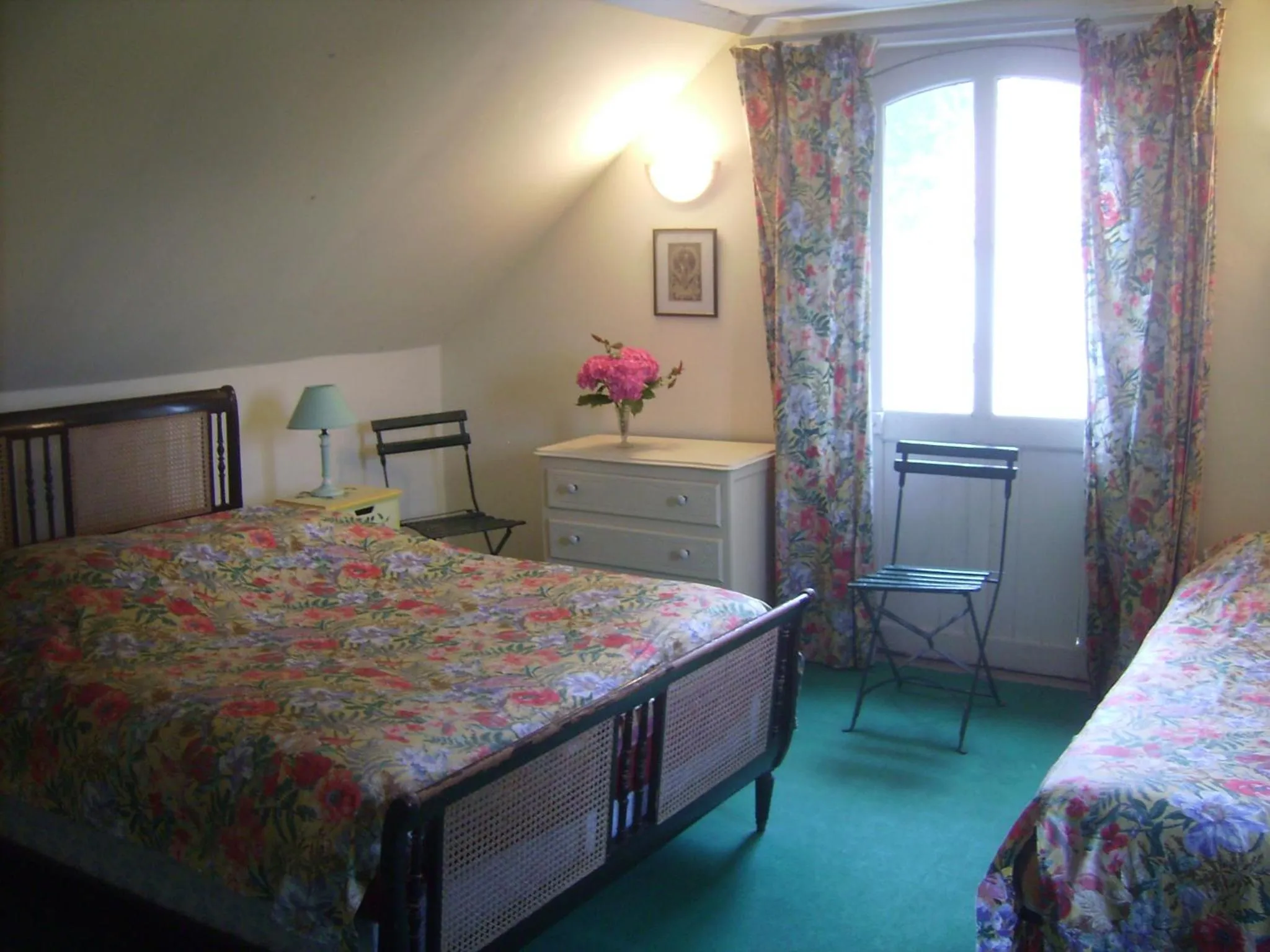 Bedroom, Bed in Chambres d'hôtes & Gîtes du Château de Grand Rullecourt