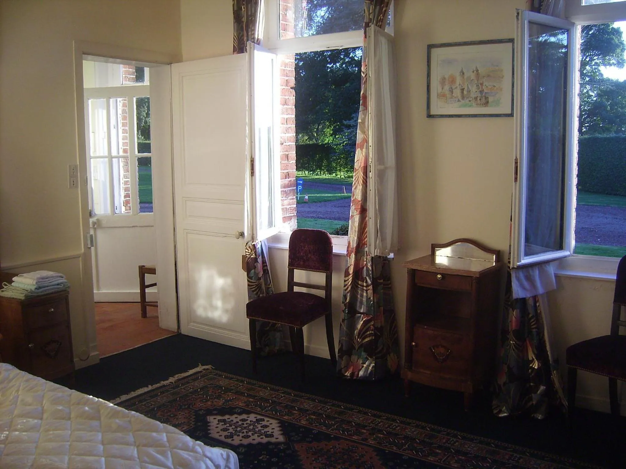 Photo of the whole room, Bed in Chambres d'hôtes & Gîtes du Château de Grand Rullecourt