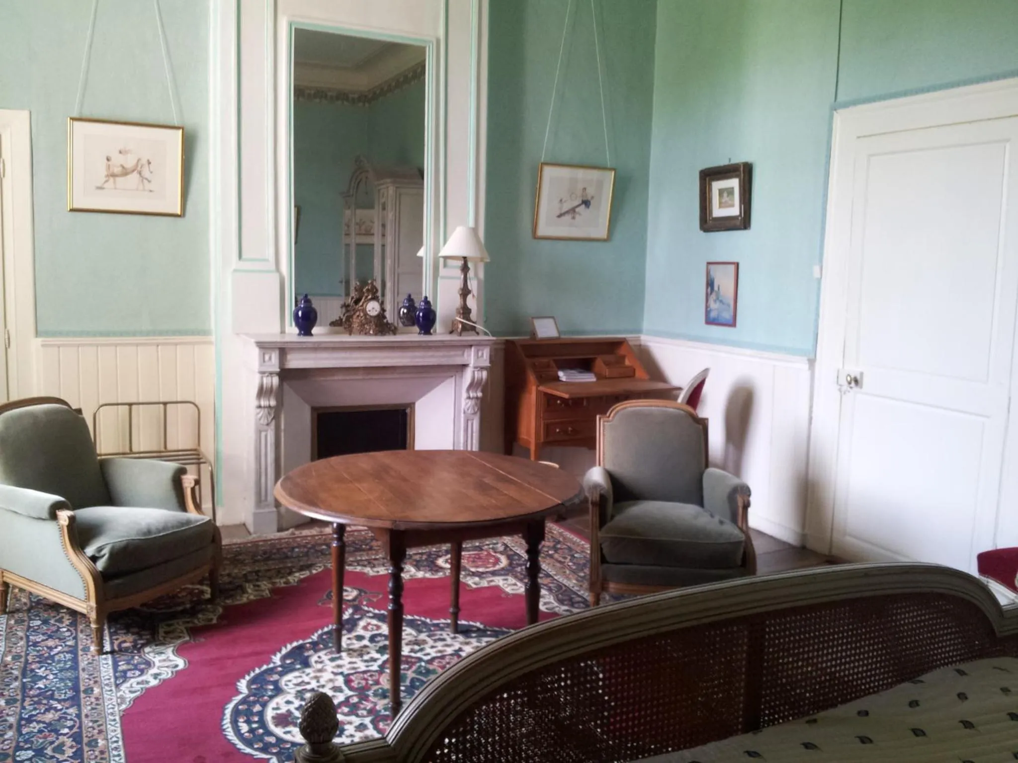 Bedroom in Chambres d'hôtes & Gîtes du Château de Grand Rullecourt