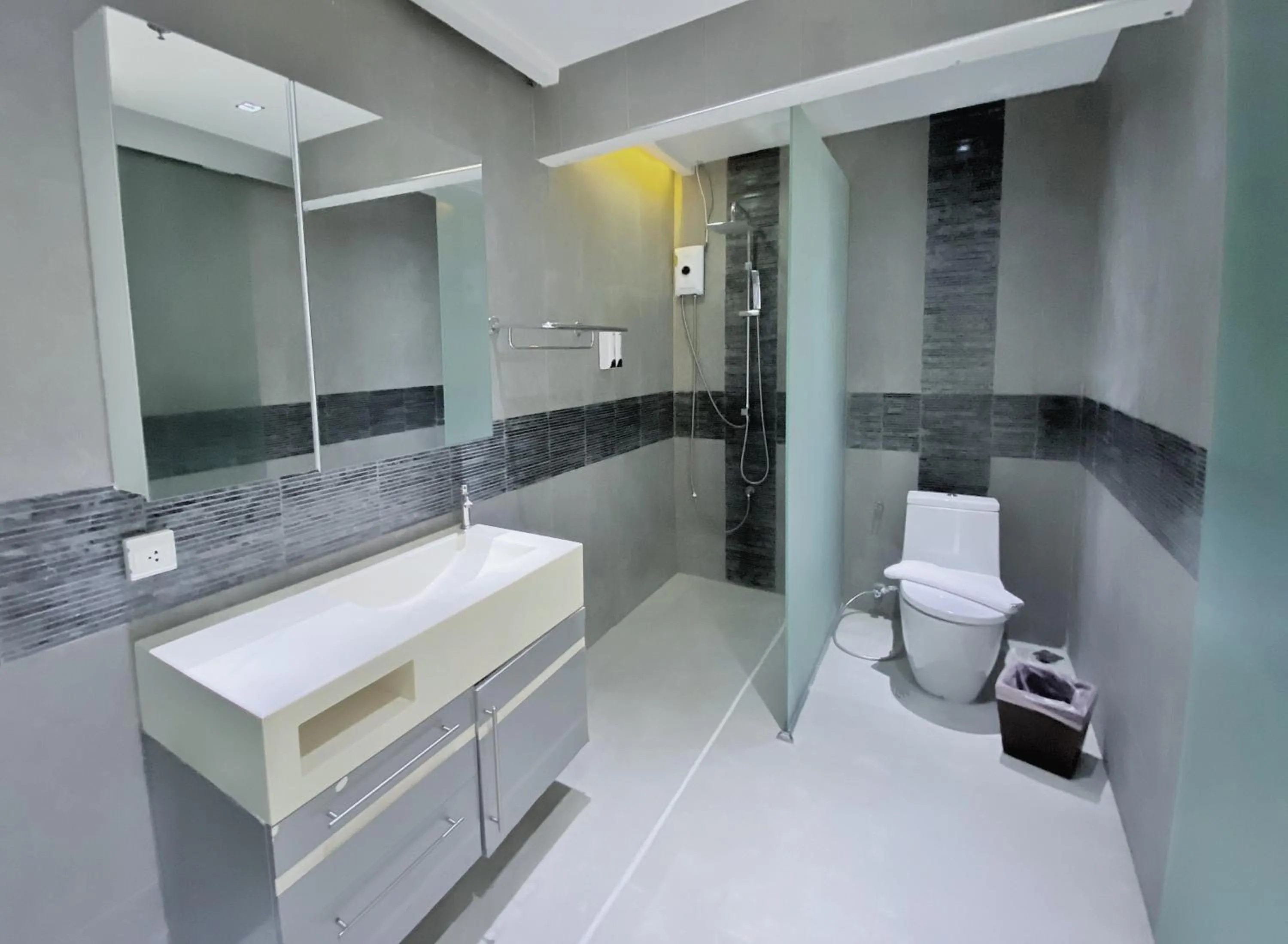 Bathroom in Dojo pool villa