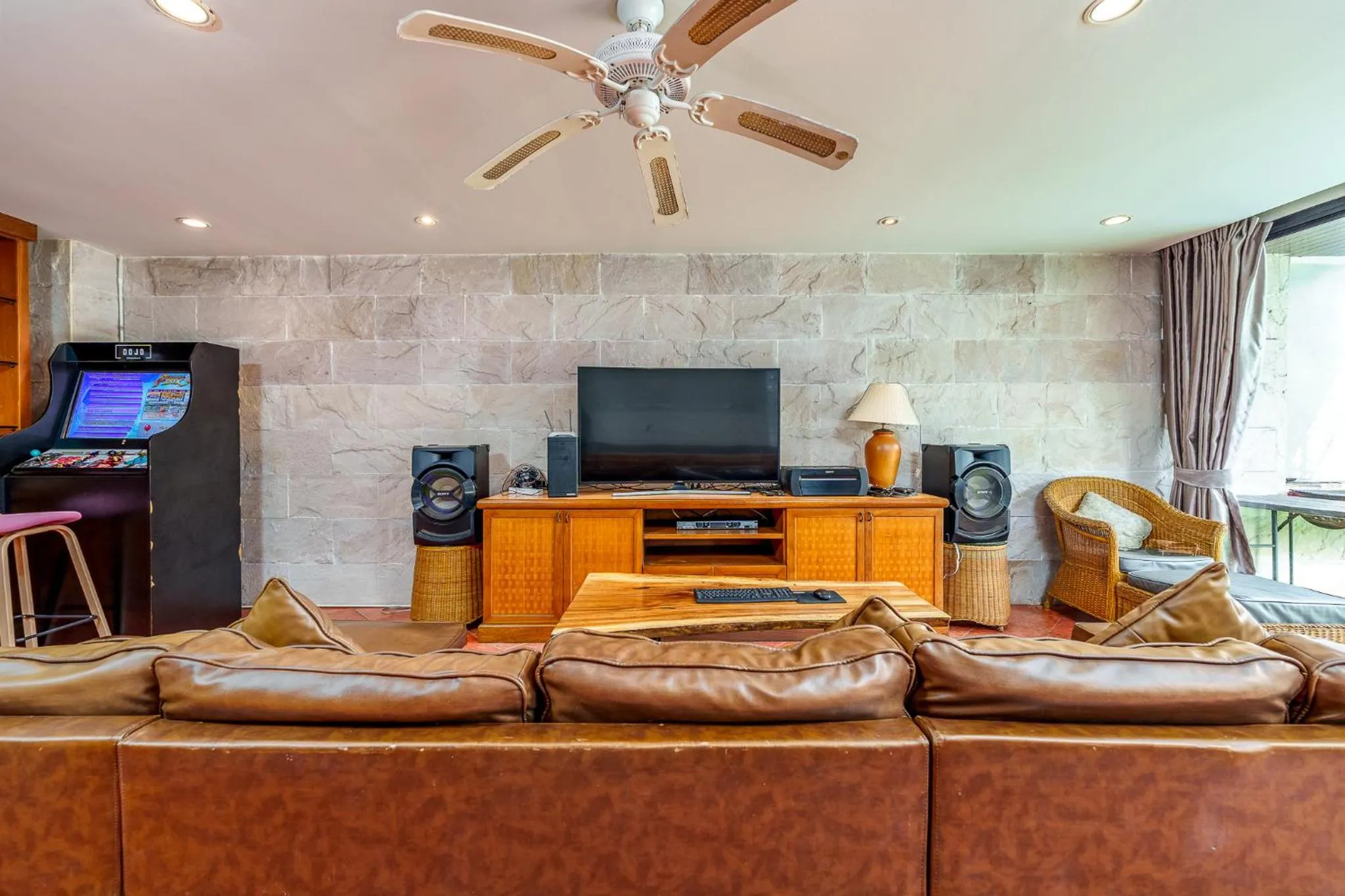 Living room in Dojo pool villa
