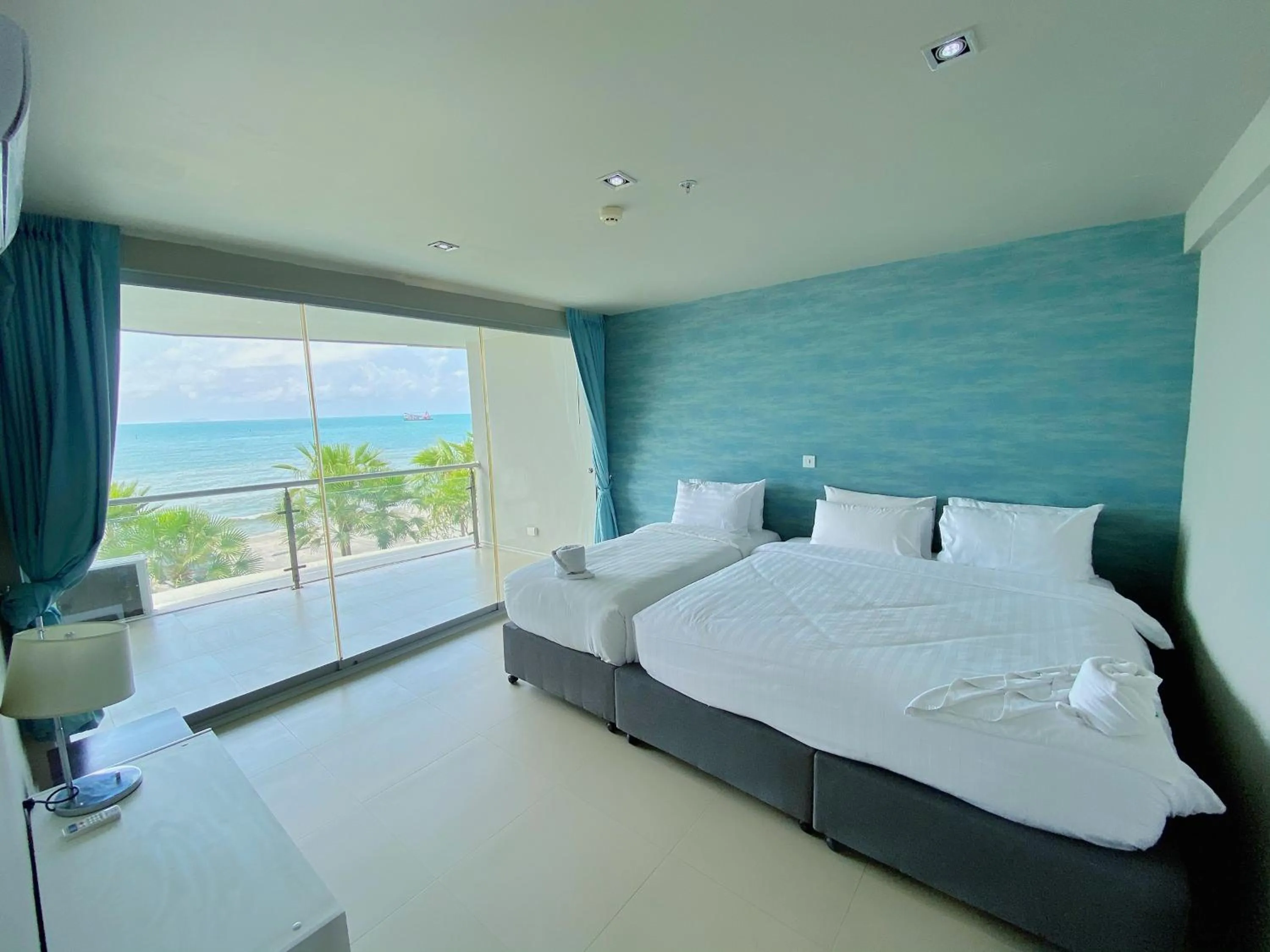 Bedroom, Bed in Dojo pool villa