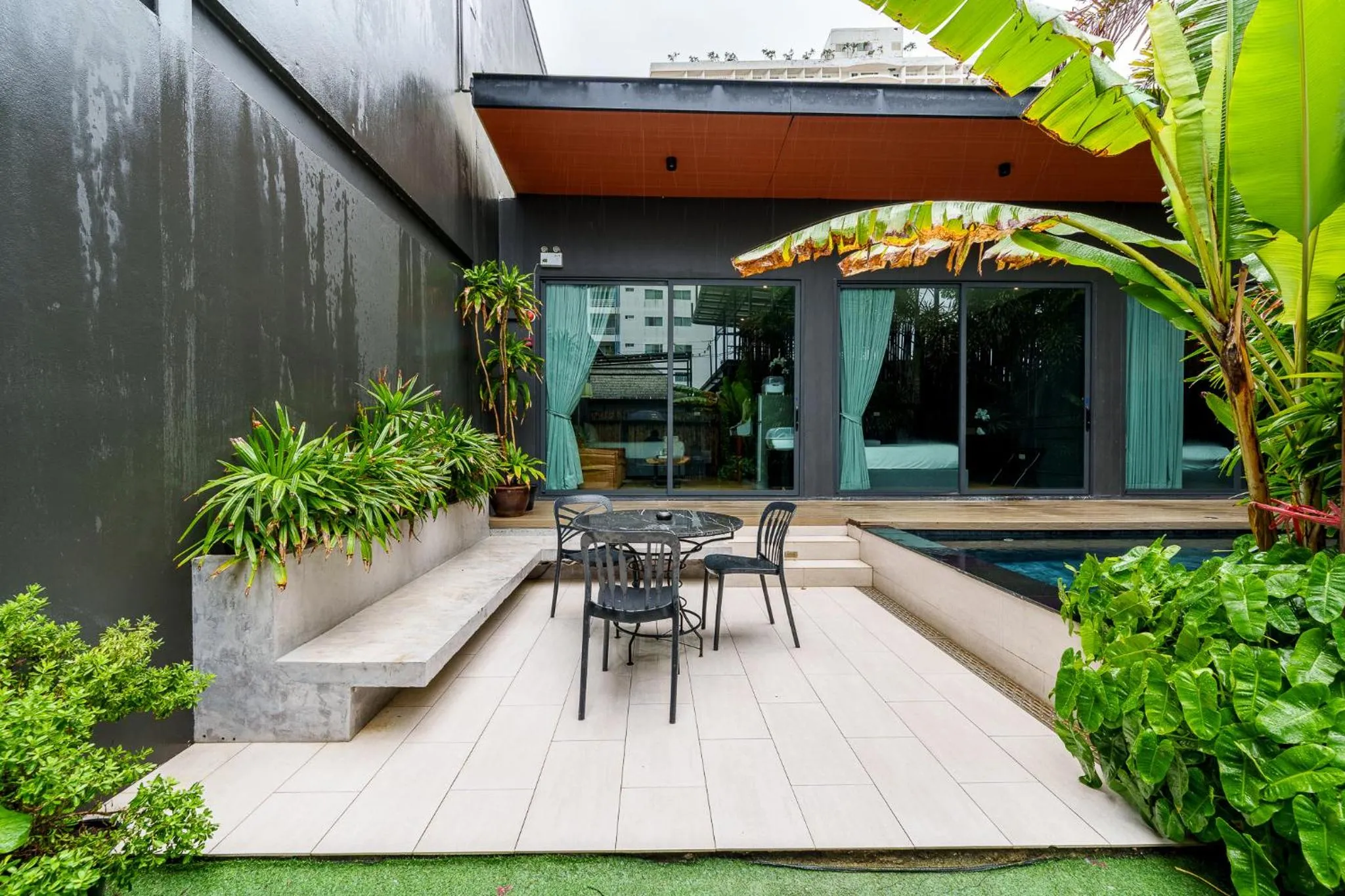 Garden in Dojo pool villa