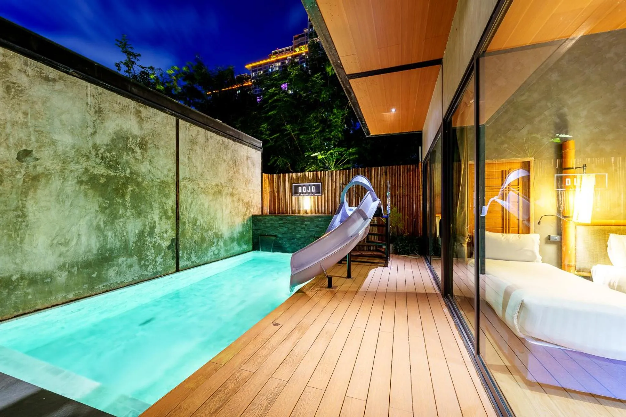 Swimming pool in Dojo pool villa