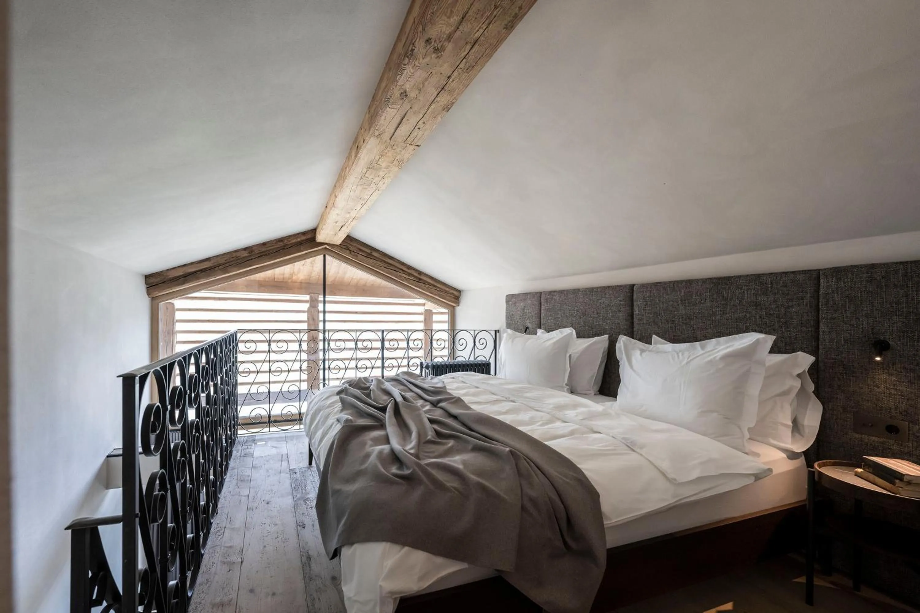 Bedroom, Bed in Hotel Ansitz Steinbock