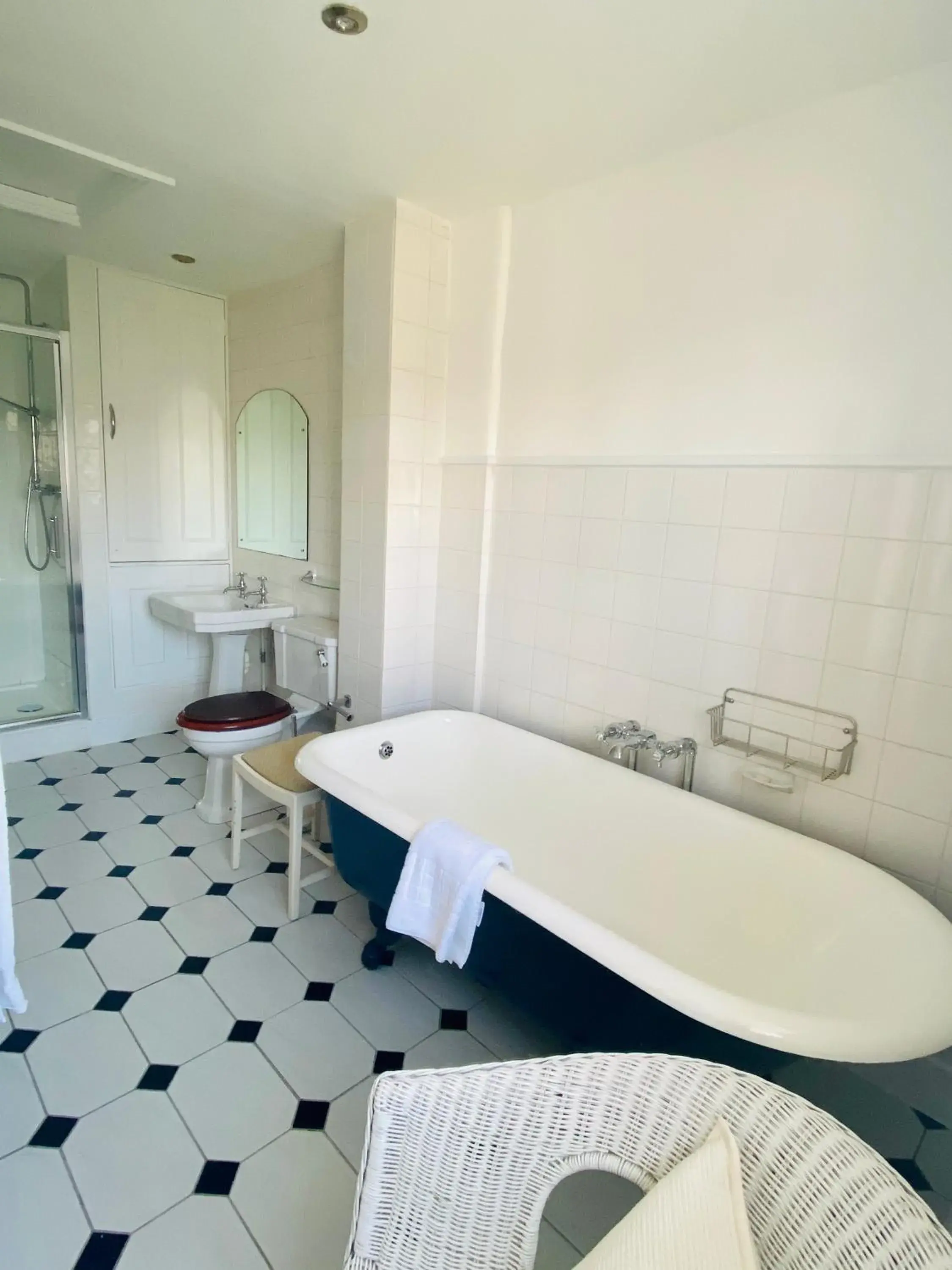 One-Bedroom House in Burford House BH One-Bedroom House in Burford House BH