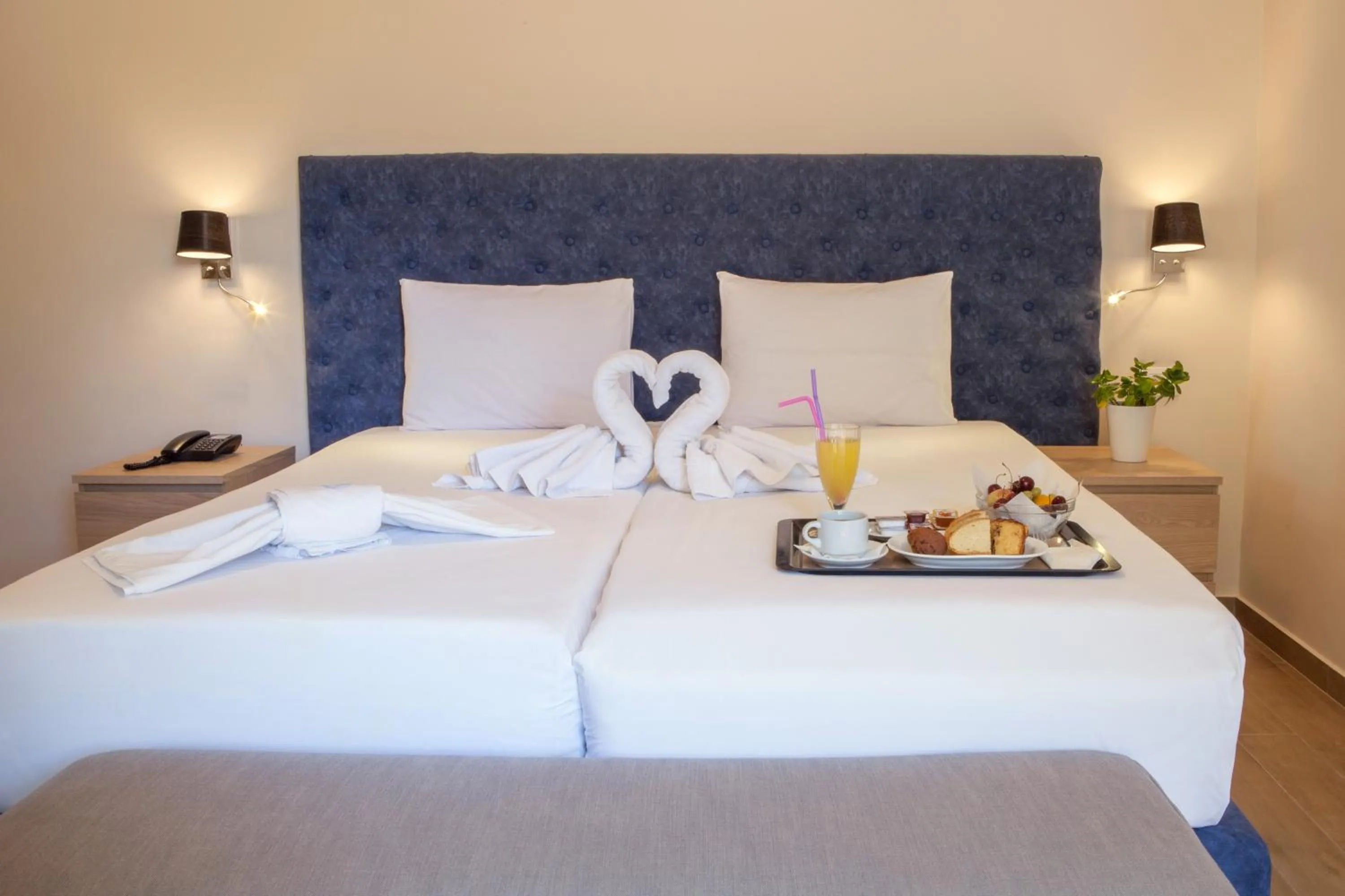 Bed in Pitsakis Hotel