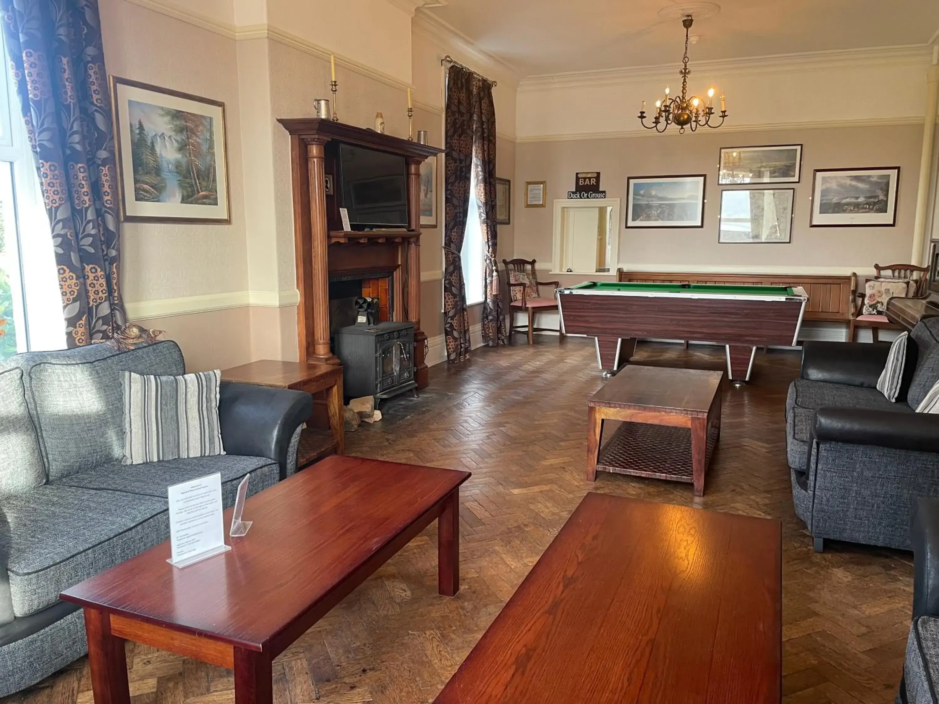 Lounge or bar in Highland Moors Lounge or bar in Highland Moors