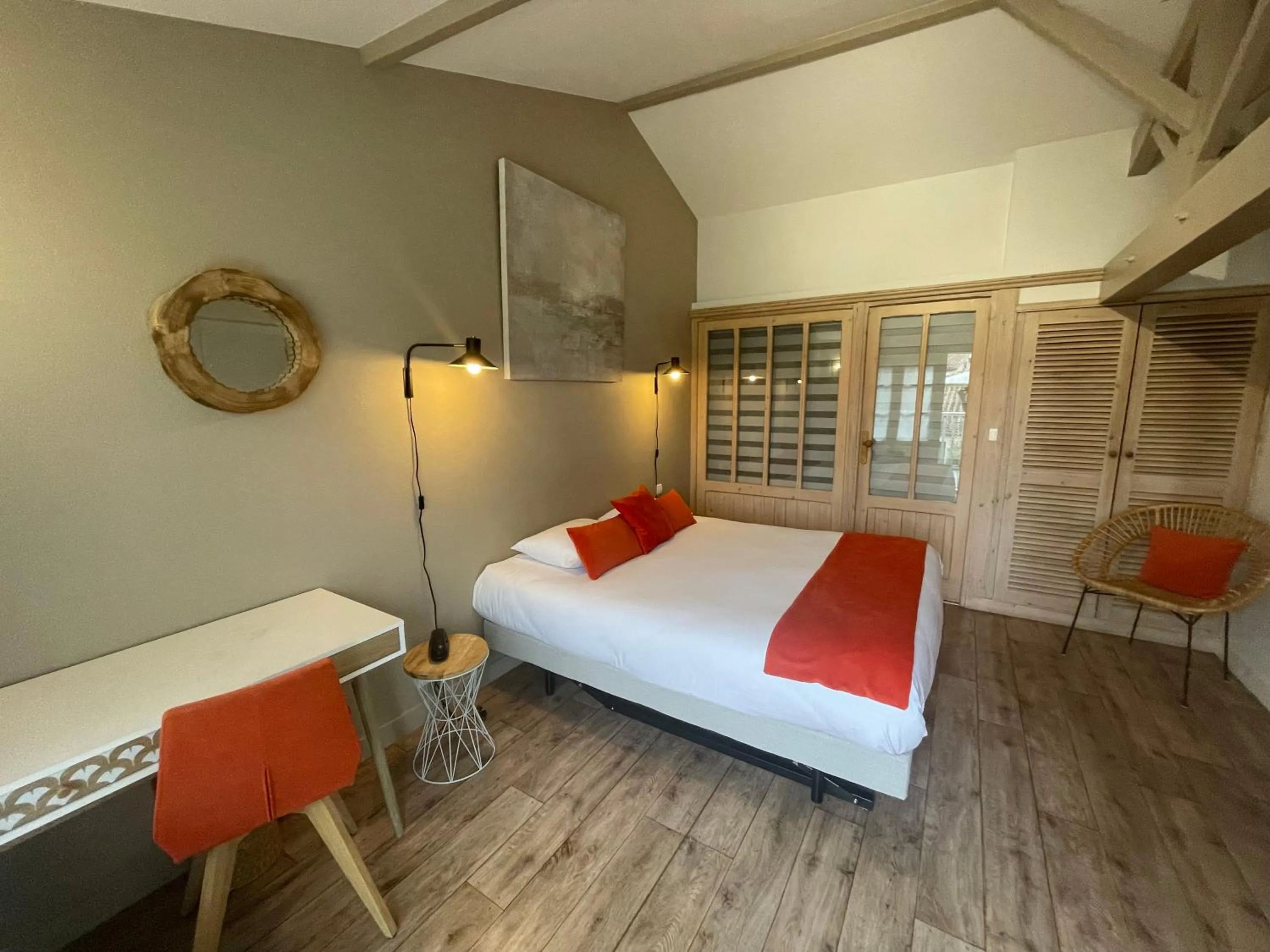 Bedroom, Bed in Logis Hôtel Le Central