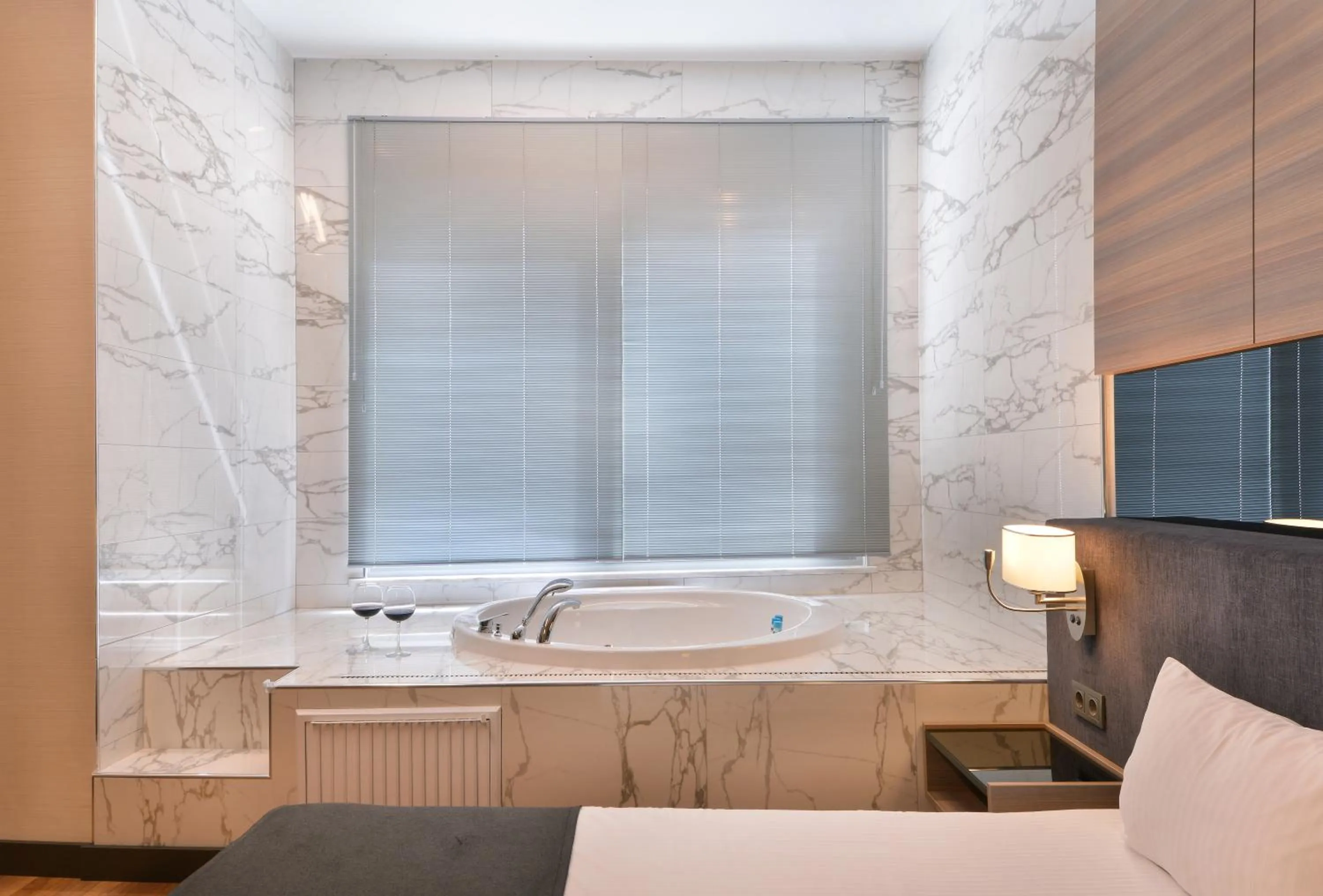 Nish İstanbul Suites & Hotel