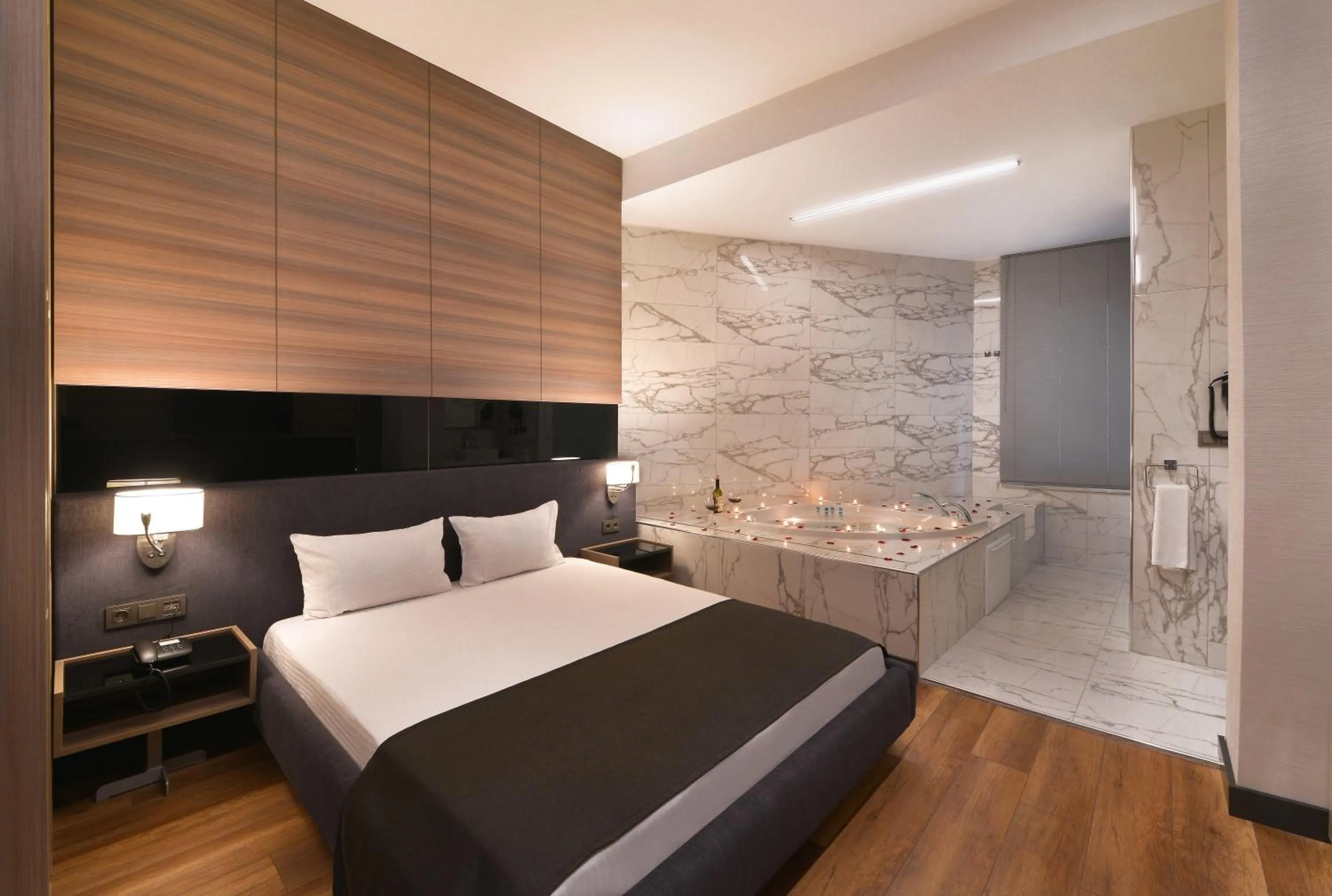 Nish İstanbul Suites & Hotel