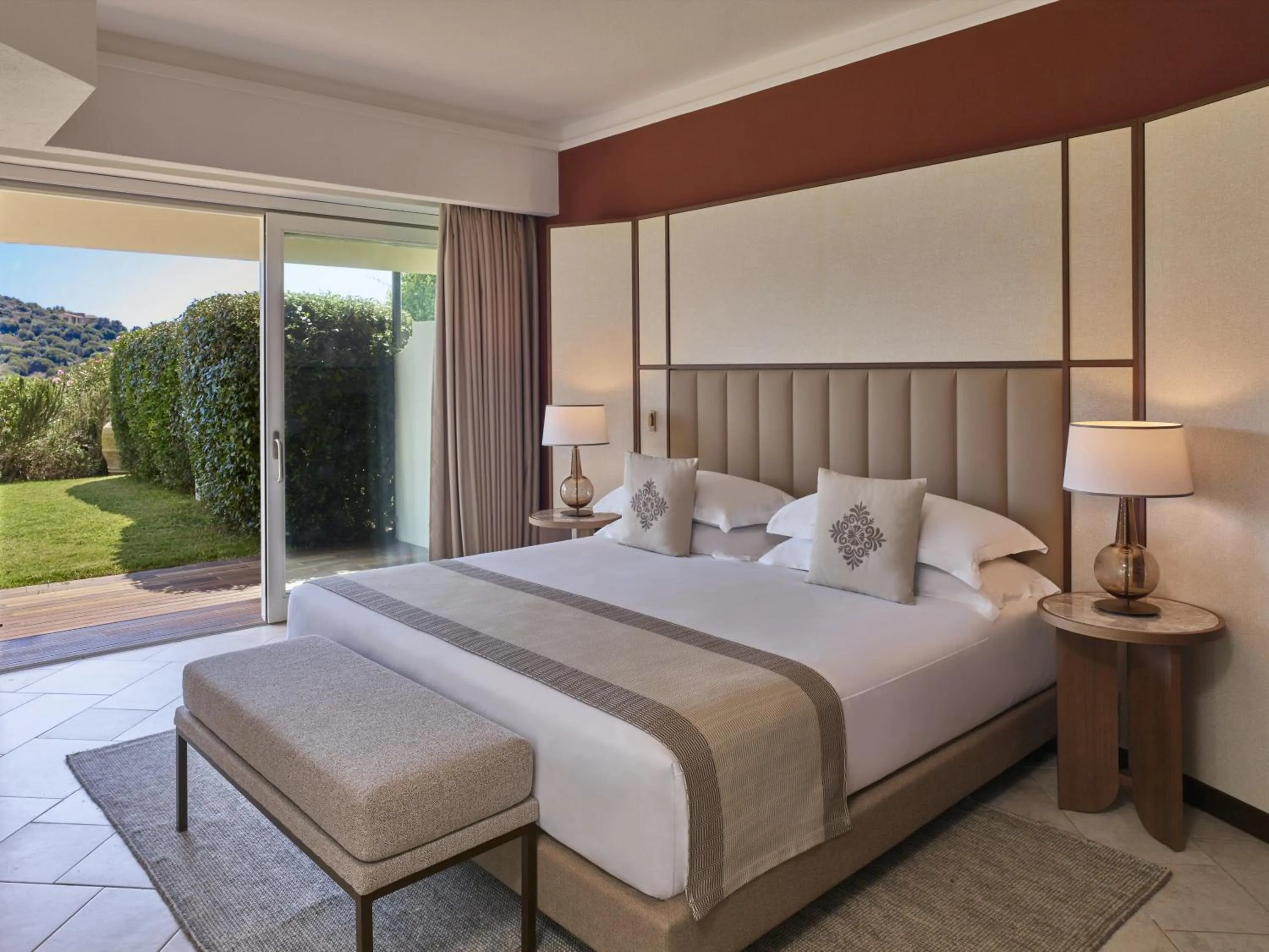 Photo of the whole room, Bed in Conrad Chia Laguna Sardinia