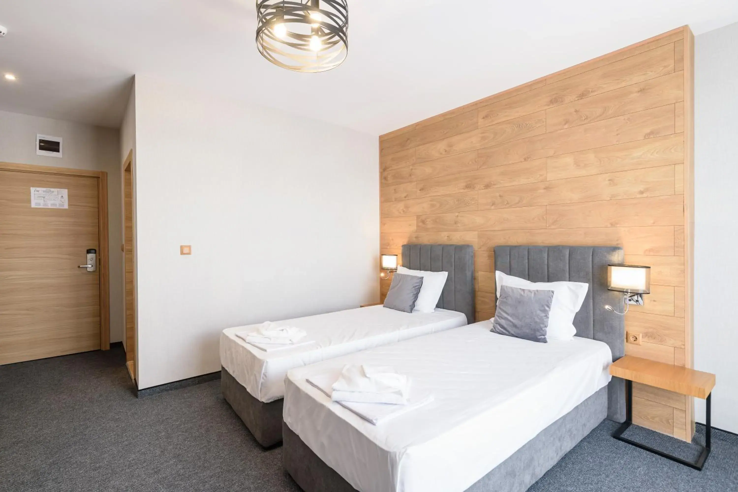 Deluxe Twin Room - single occupancy in Avenue Hotel Deluxe Deluxe Twin Room - single occupancy in Avenue Hotel Deluxe