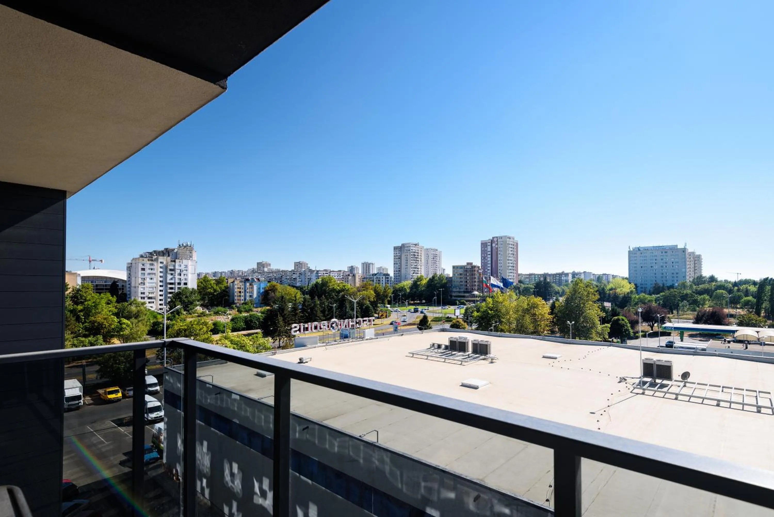 Property building in Avenue Hotel Deluxe