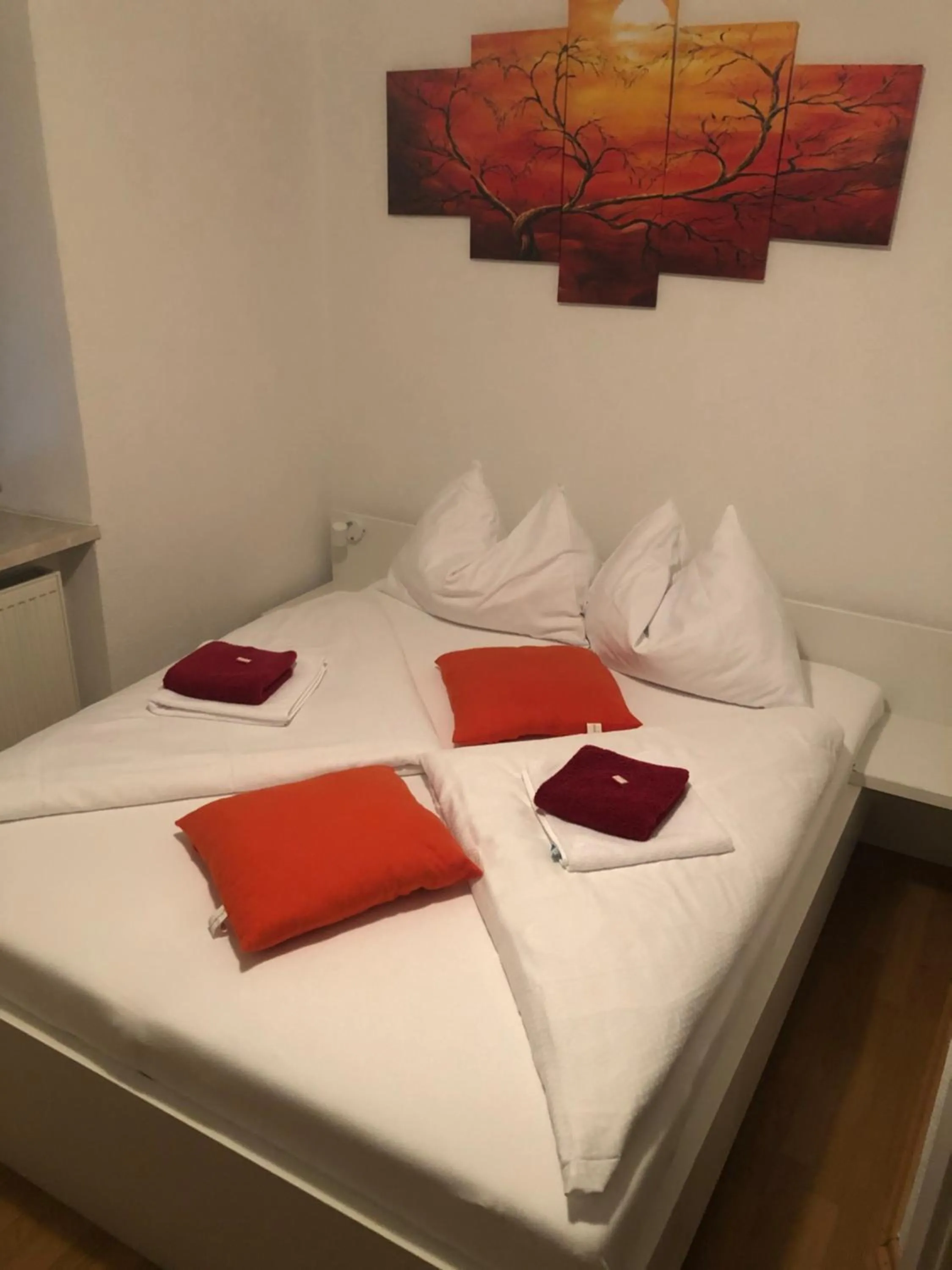 Bed in Center Rooms Villach