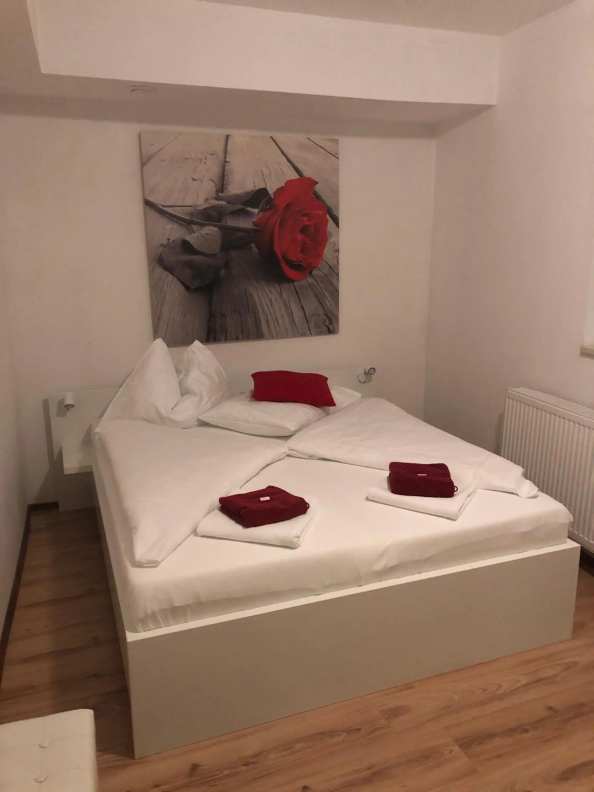 Bed in Center Rooms Villach