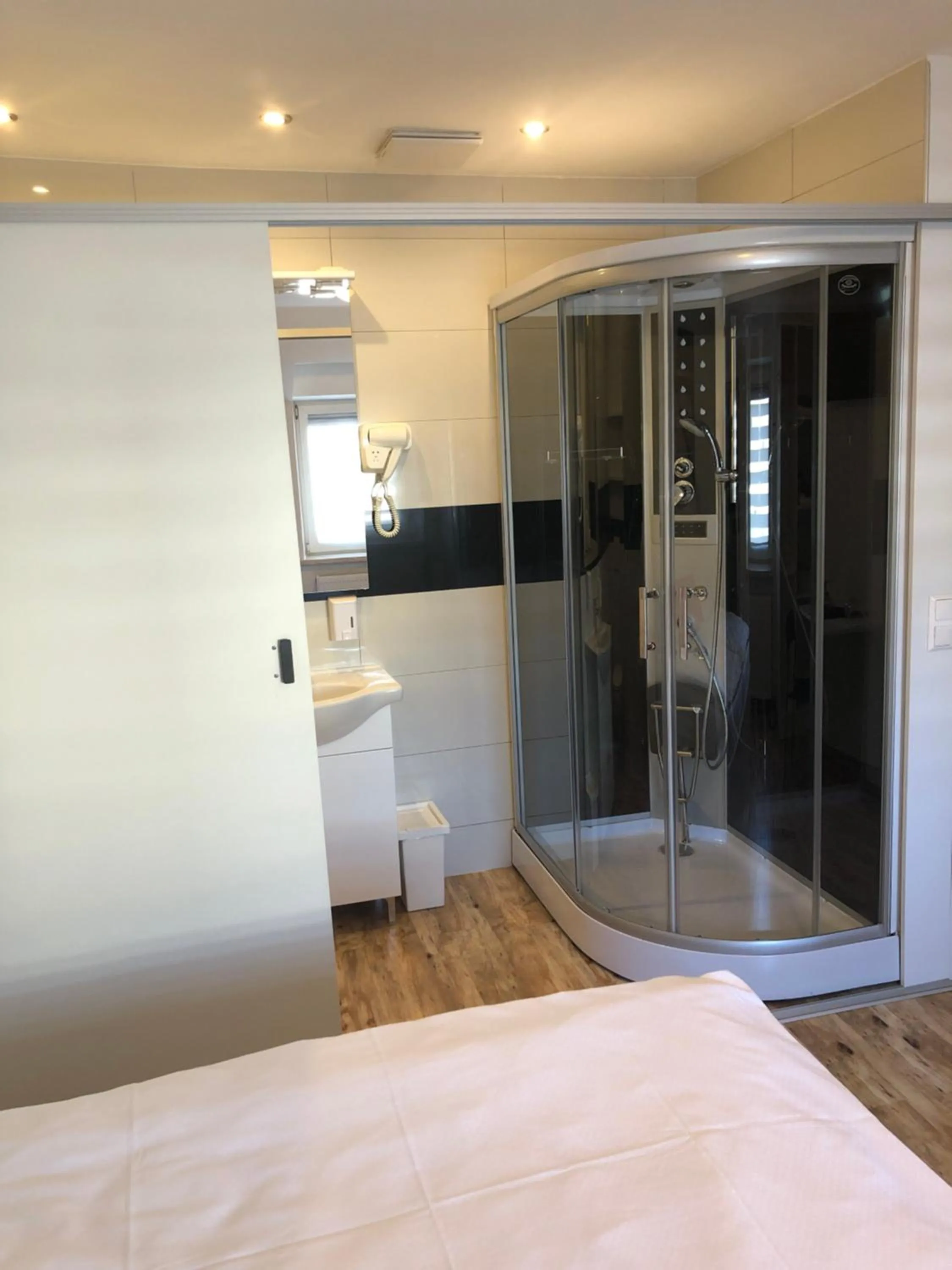 Bed in Center Rooms Villach