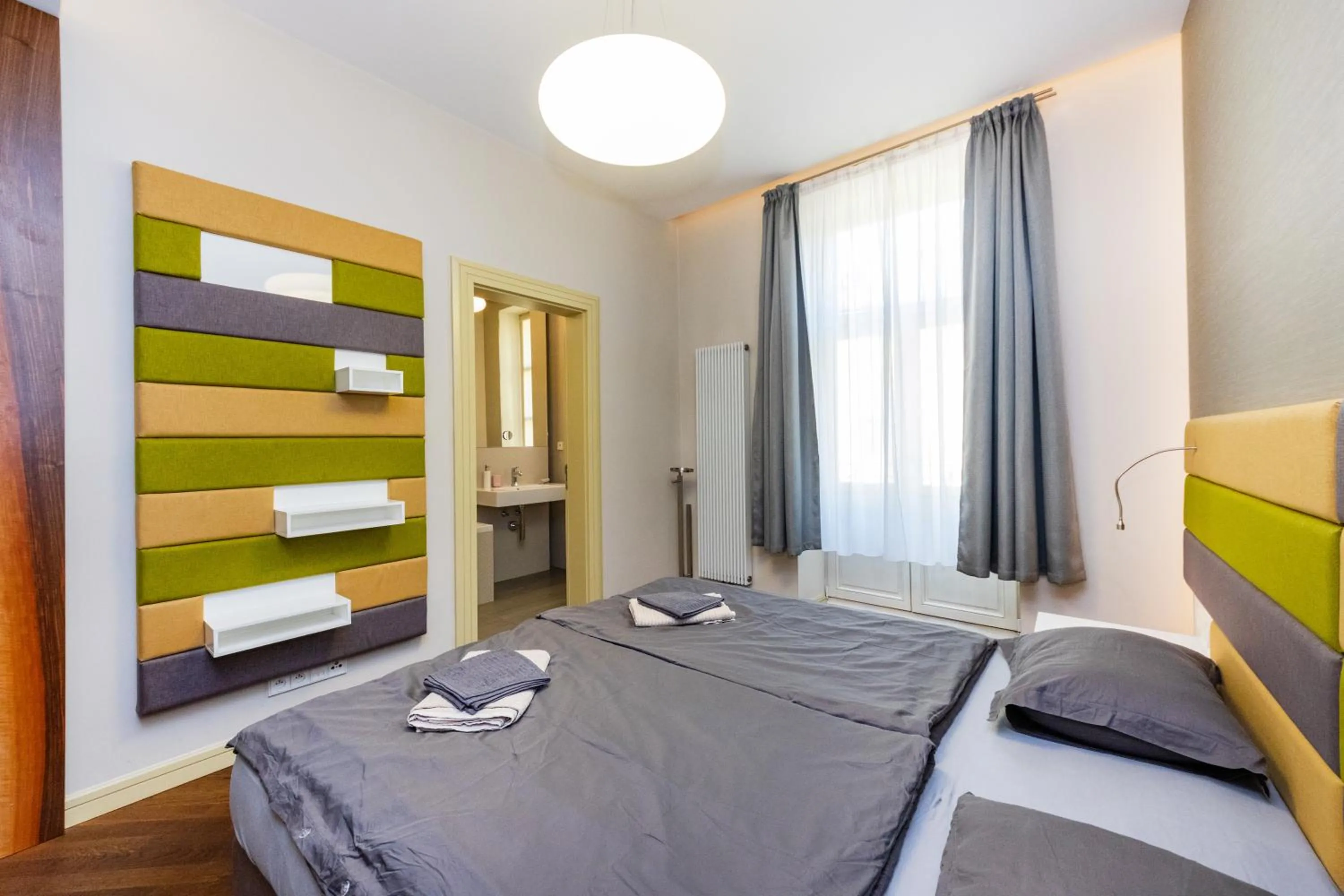 Bellevue Apartment