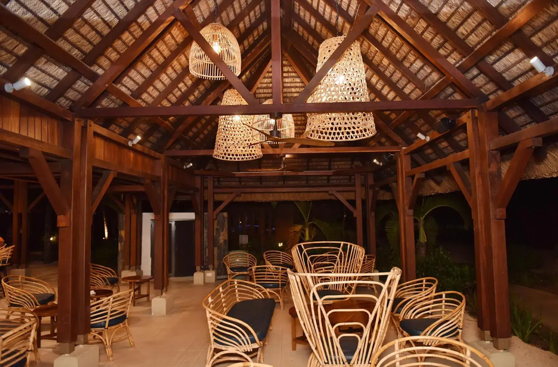 Lounge or bar in Tarisa Resort & Spa Lounge or bar in Tarisa Resort & Spa