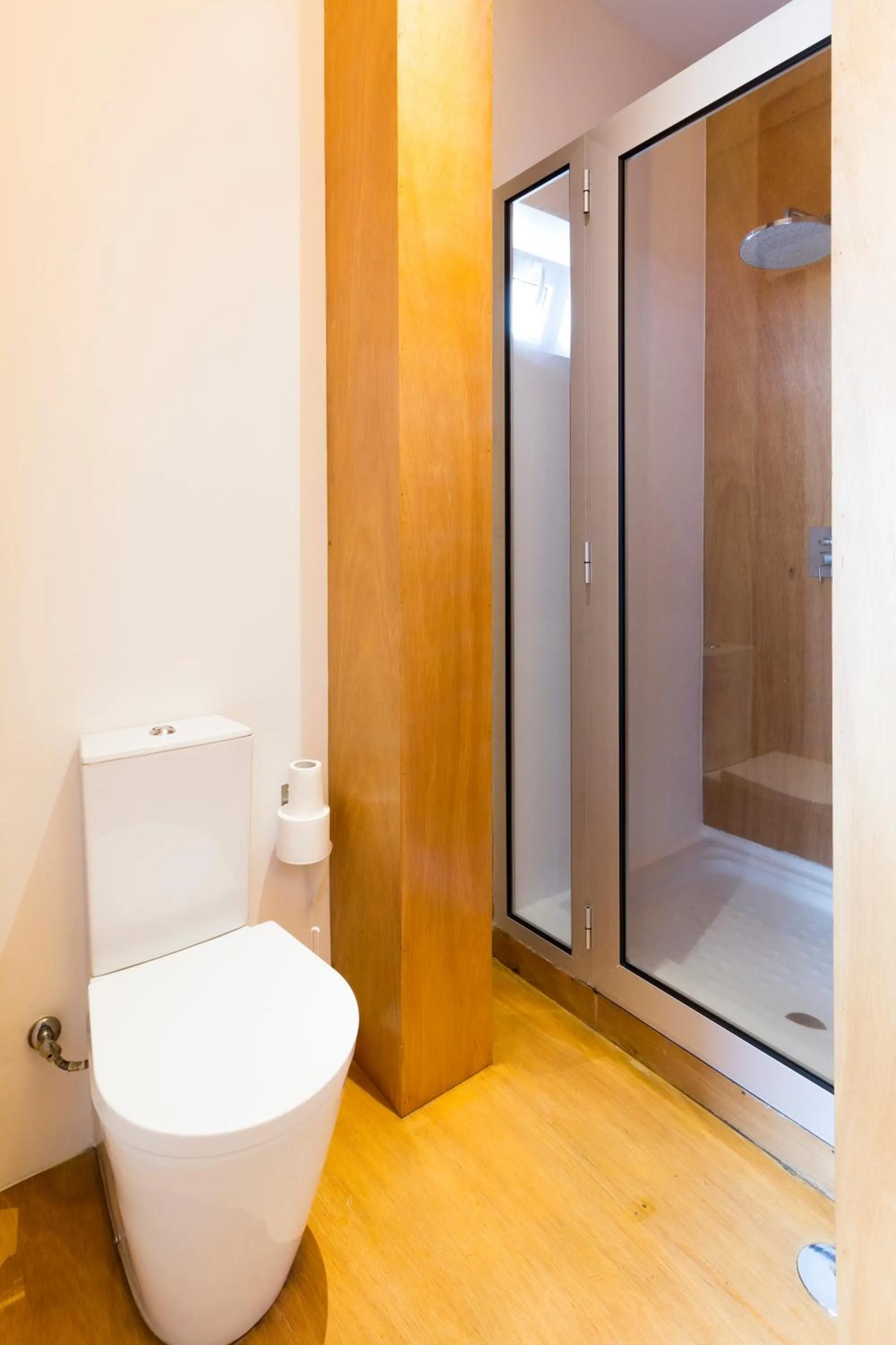 Toilet in Baía das Caldeirinhas