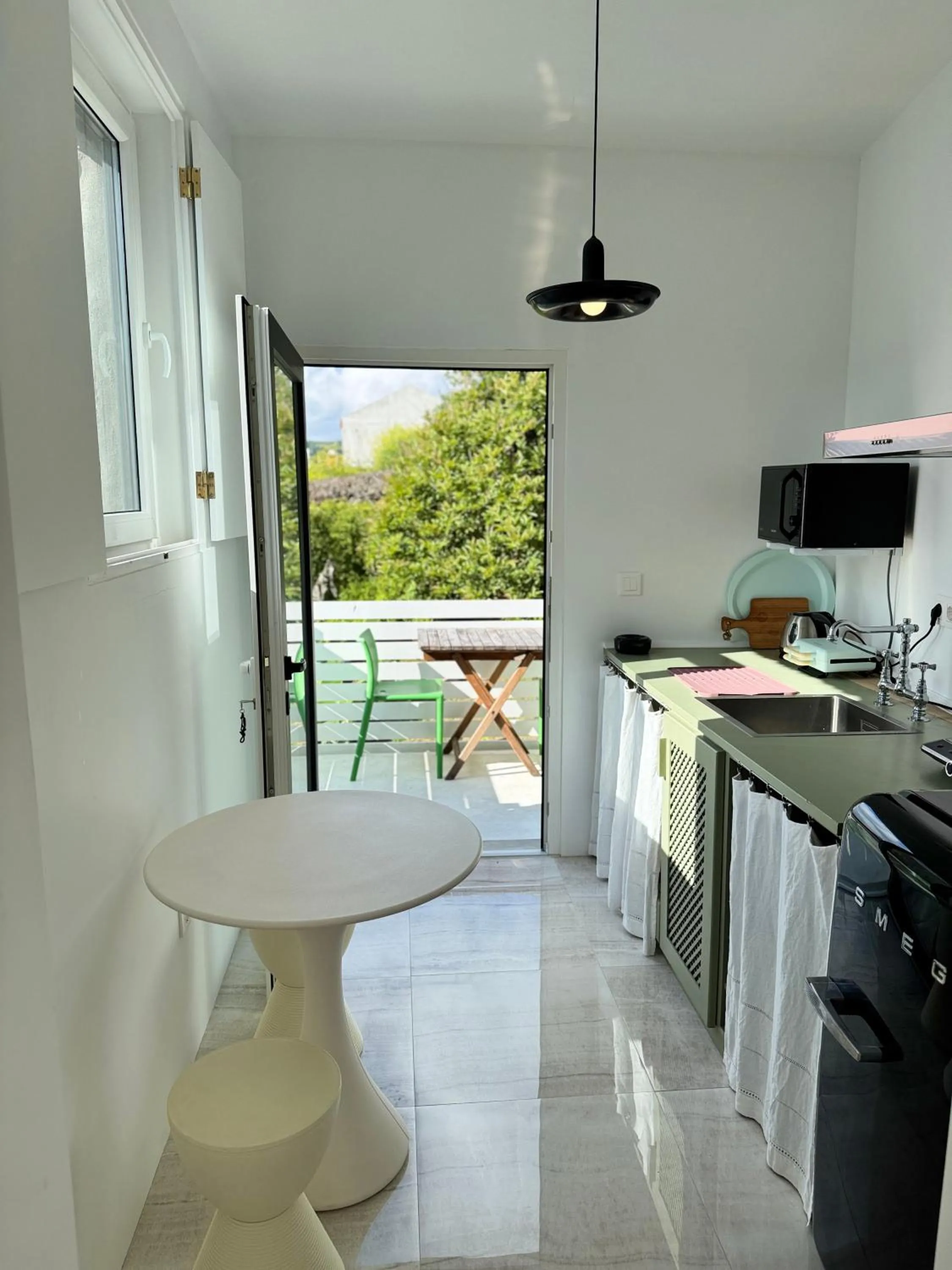 Kitchen or kitchenette in Baía das Caldeirinhas