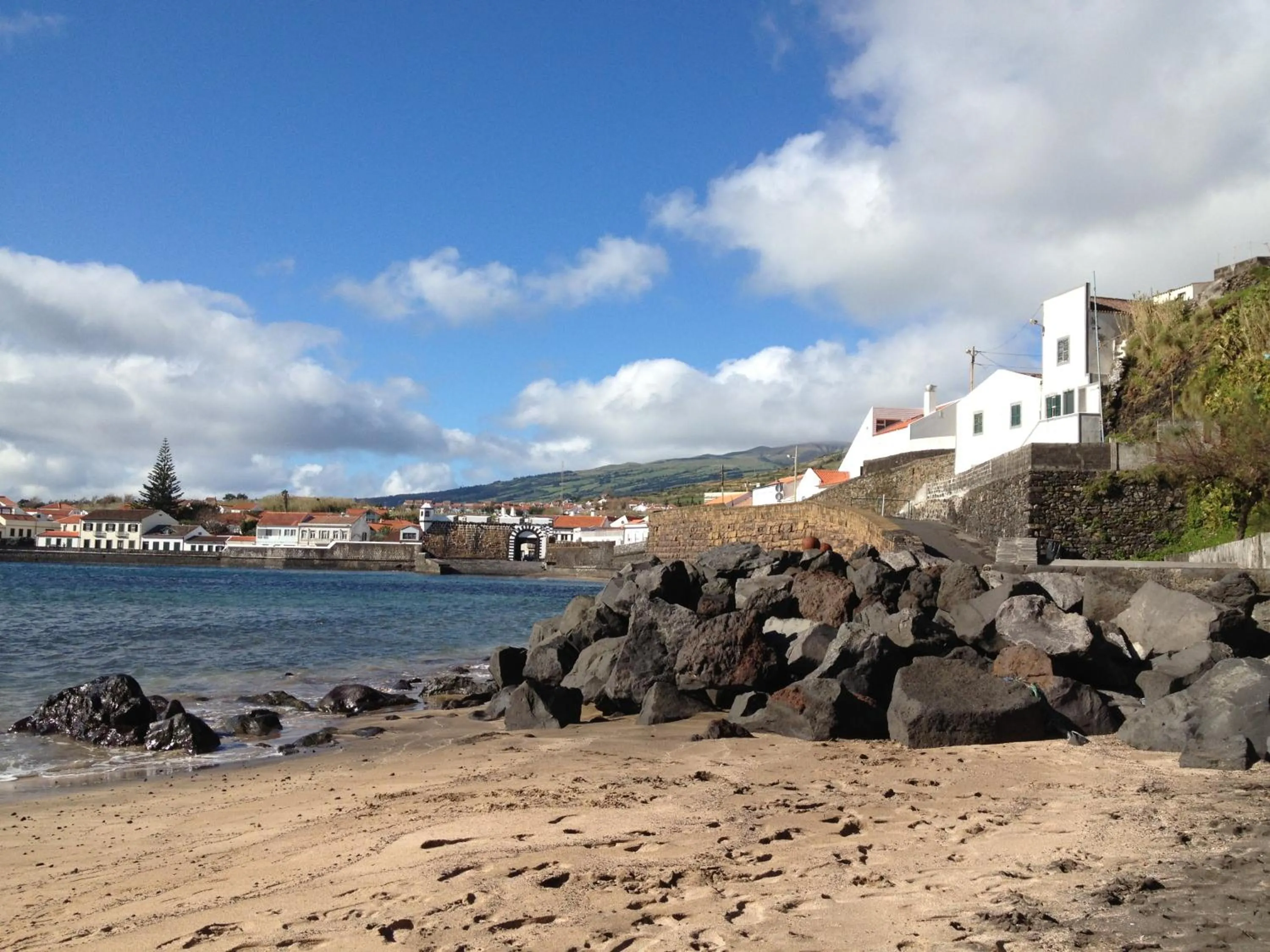 Area and facilities in Baía das Caldeirinhas