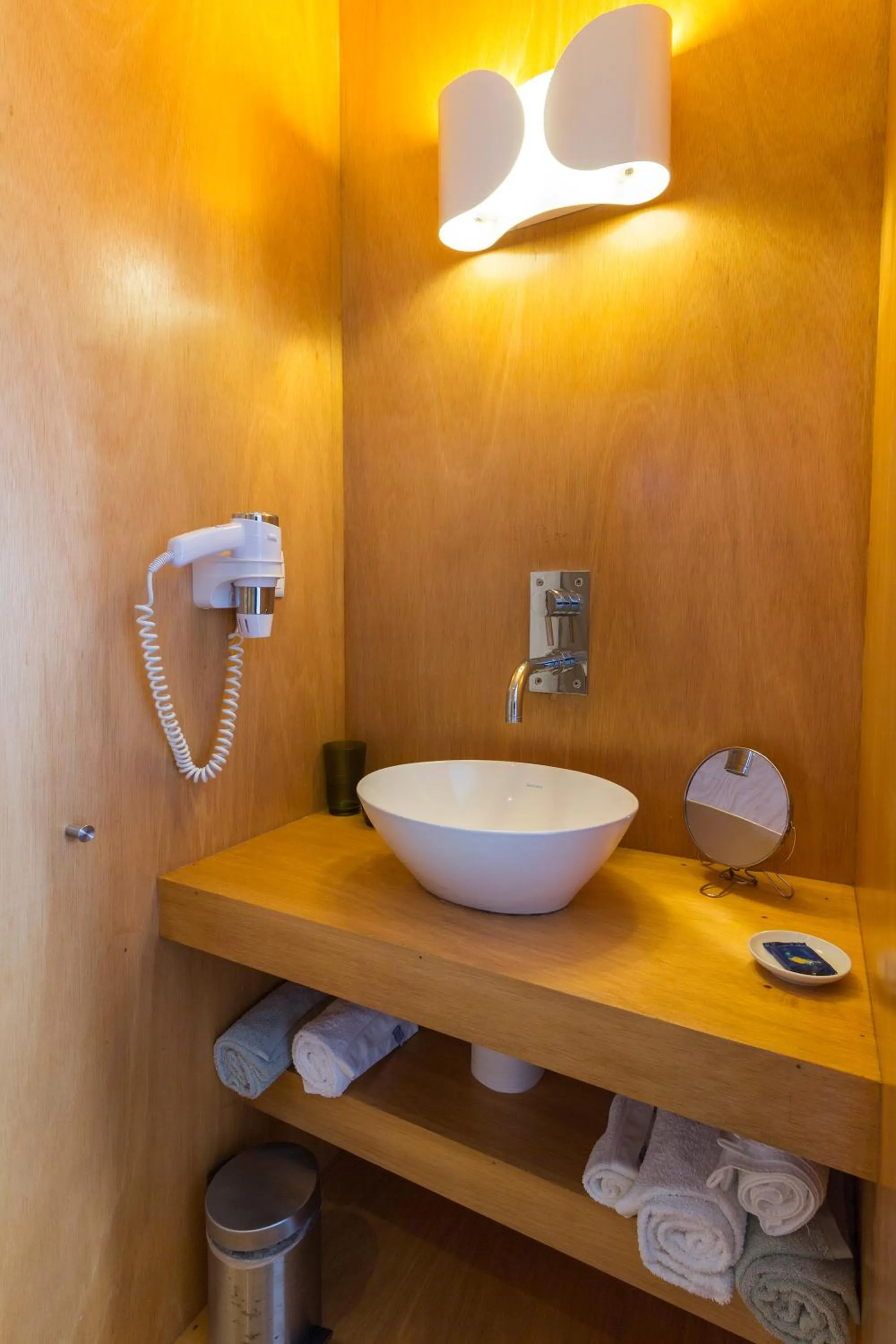 Bathroom in Baía das Caldeirinhas