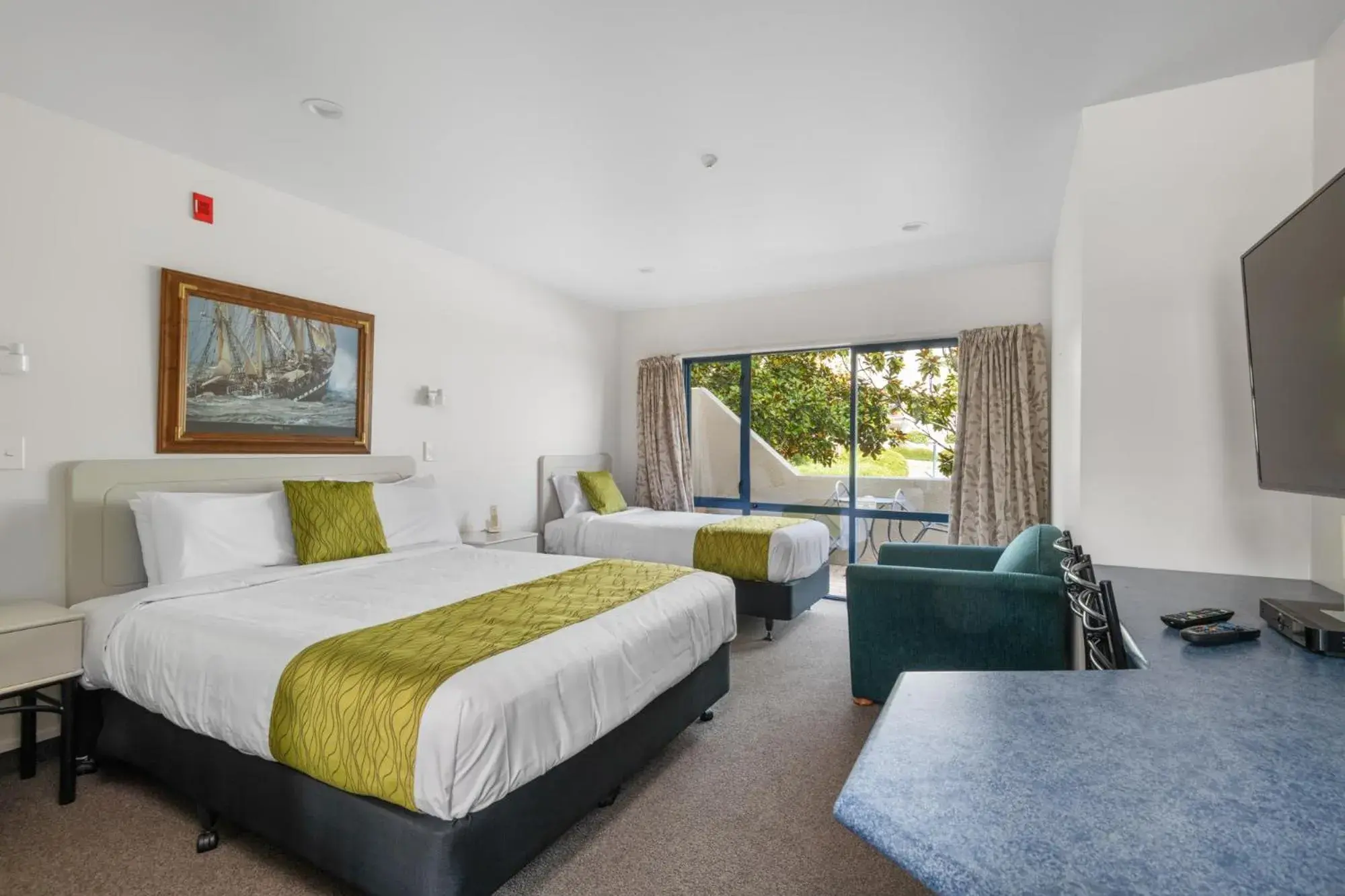 Studio - Disability Access in Panorama Motor Lodge Studio - Disability Access in Panorama Motor Lodge