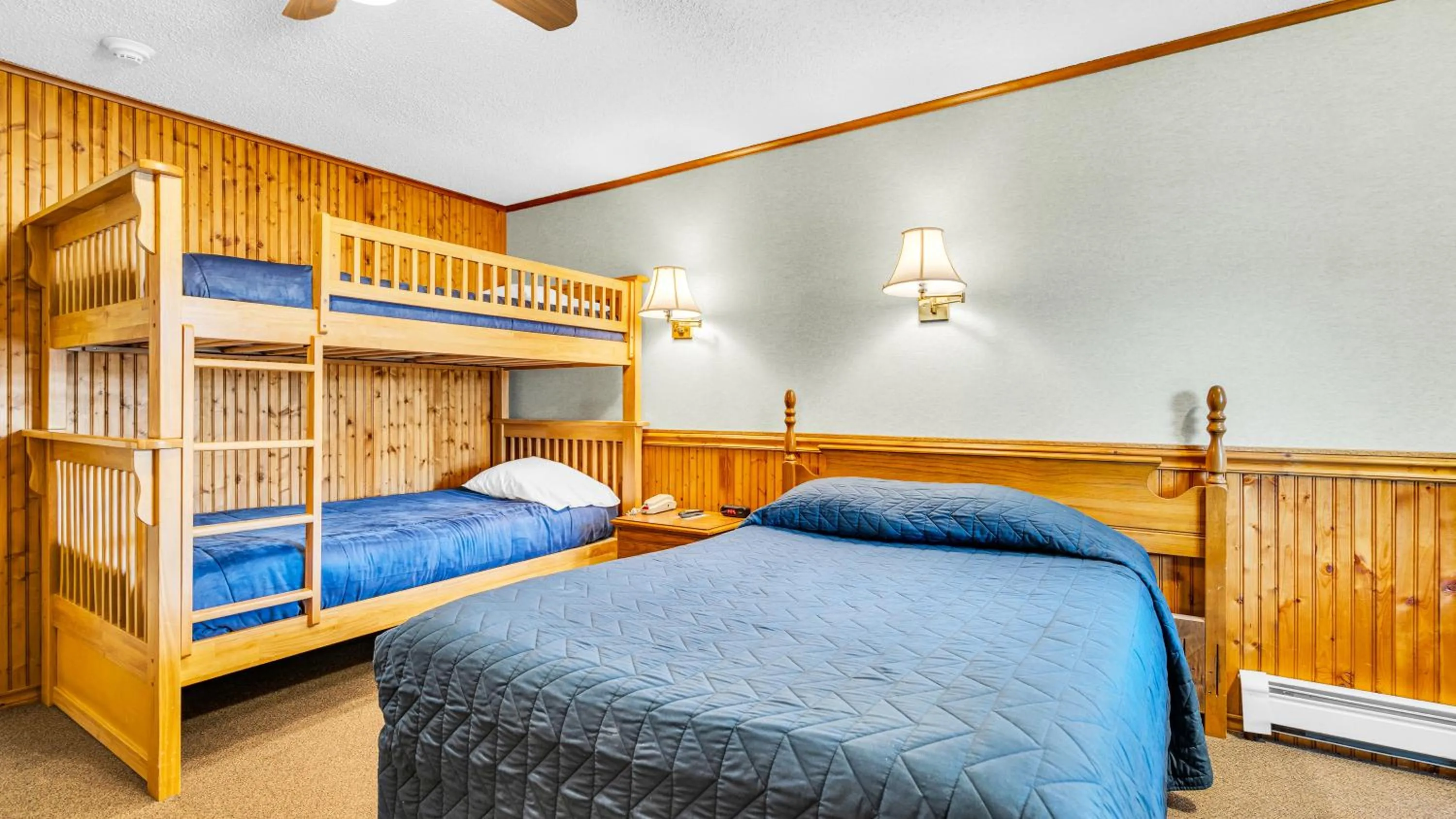 Bed in The Inn at the Rostay