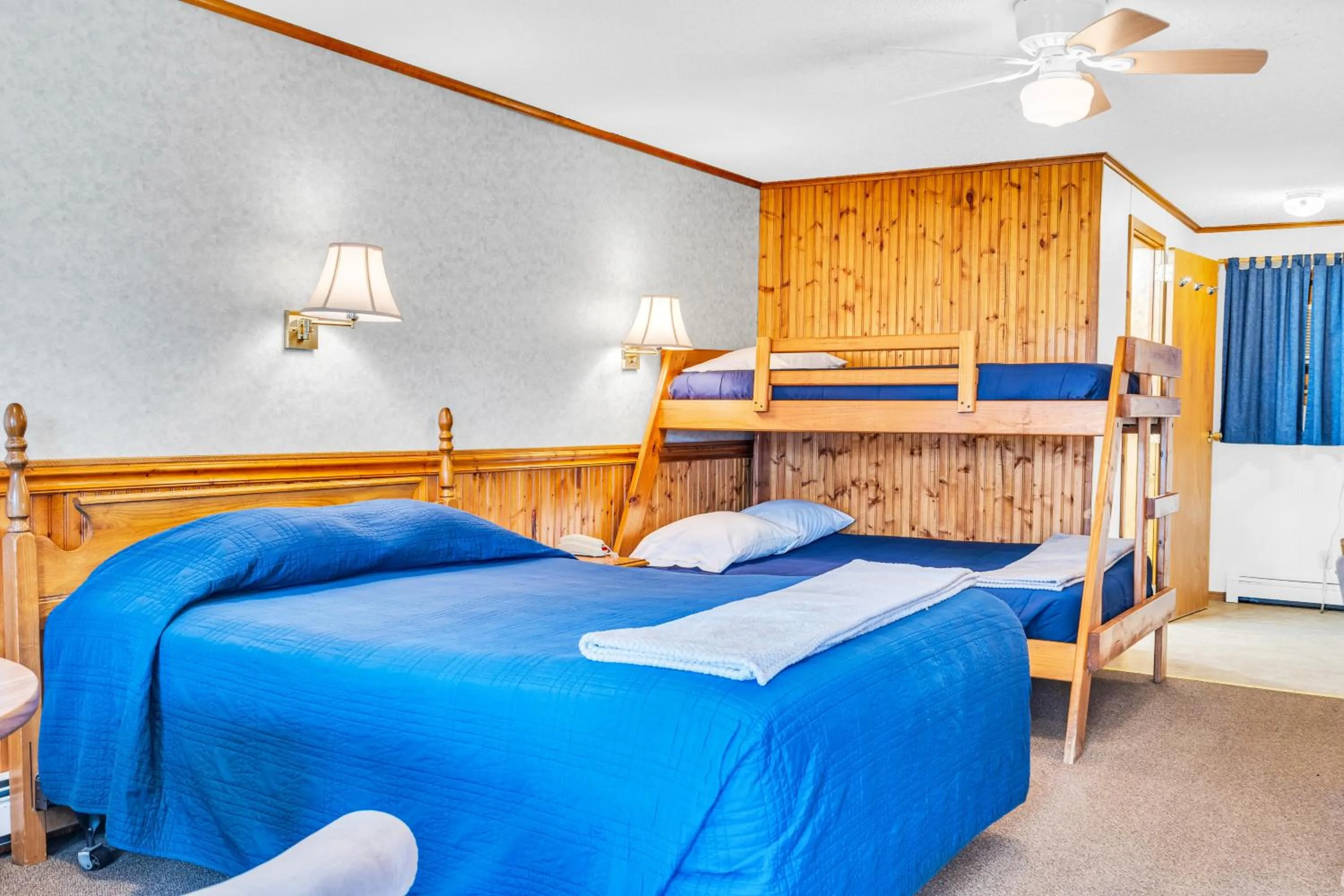 Bed in The Inn at the Rostay