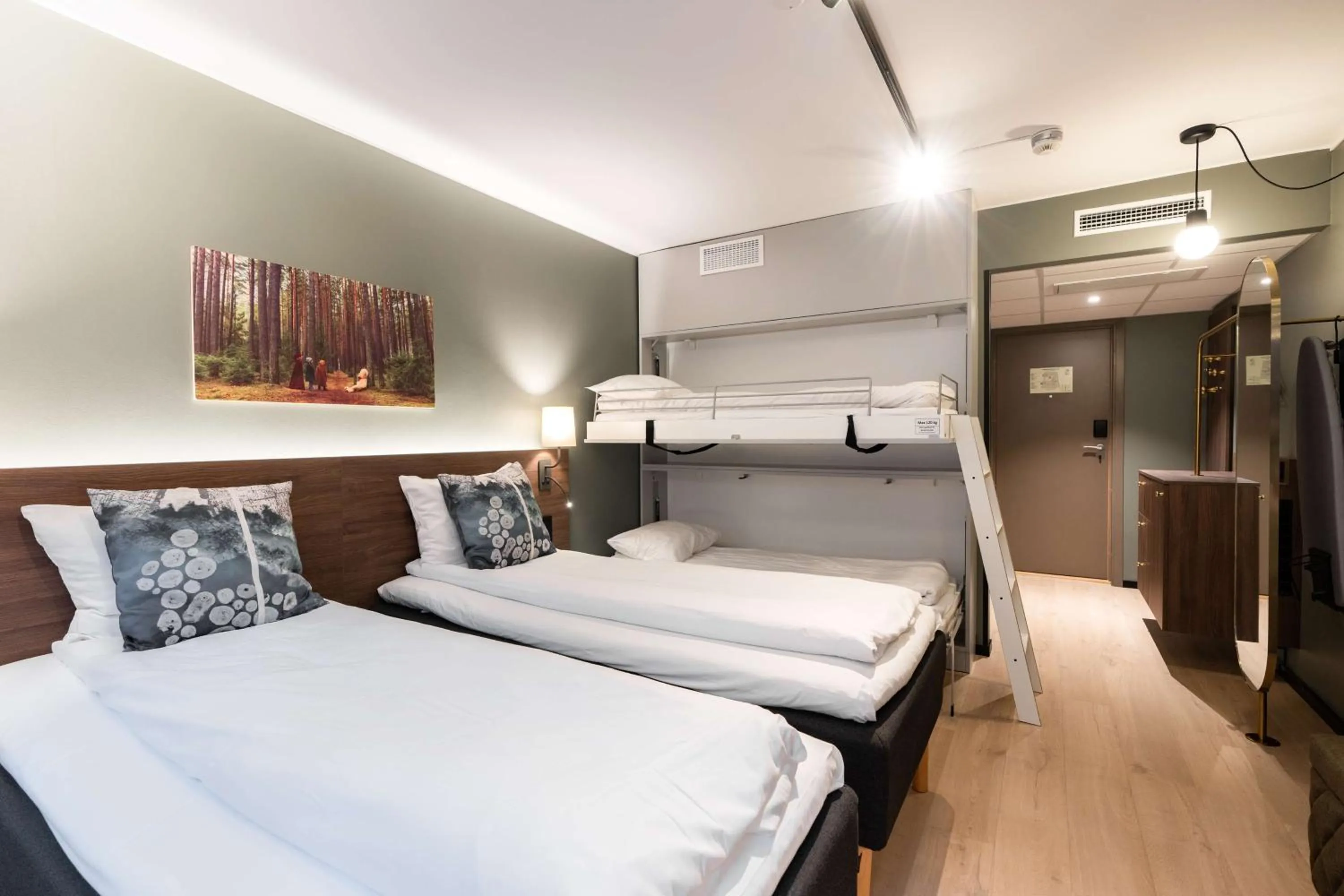 Bedroom, Bed in Scandic Hell