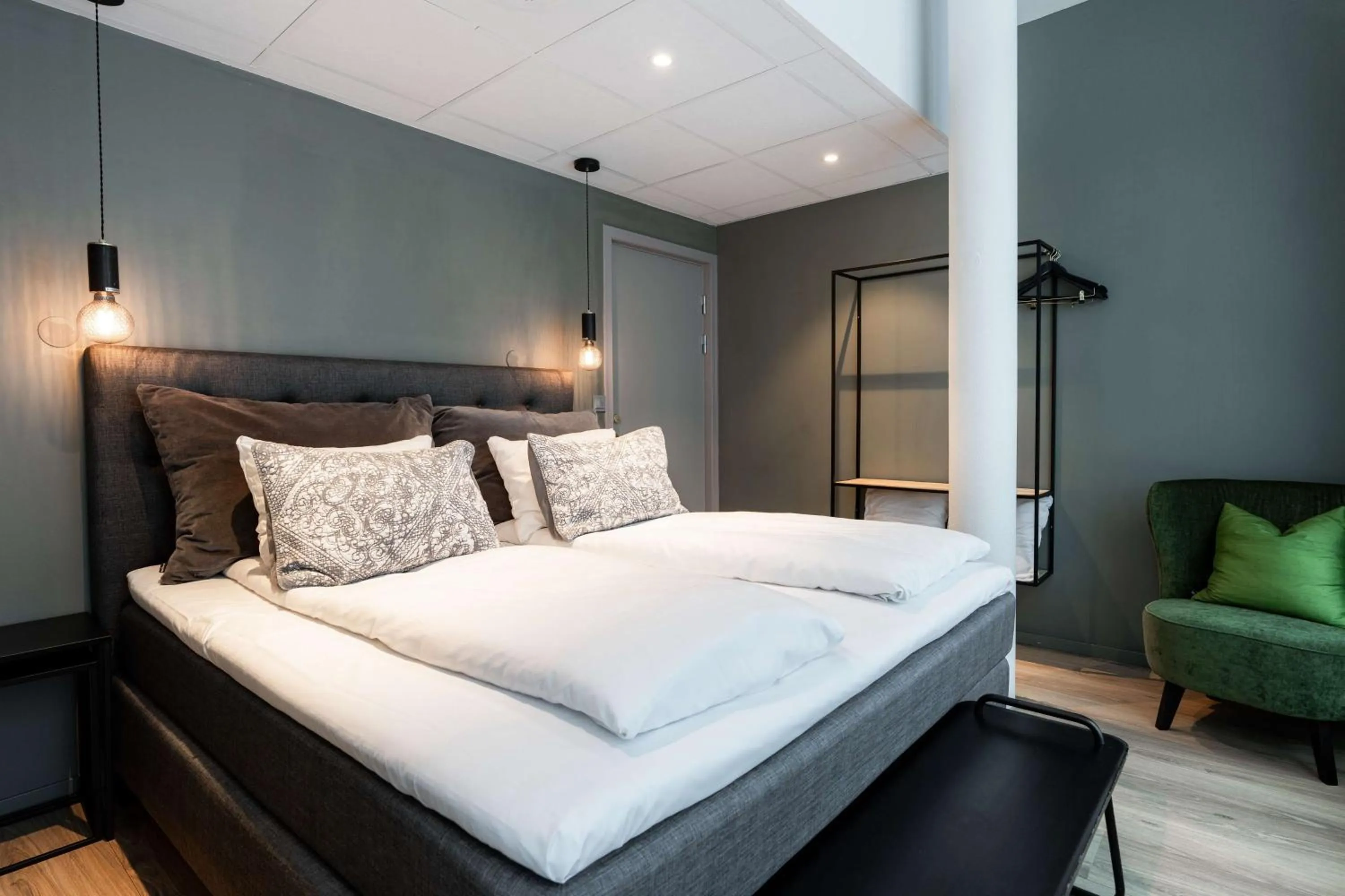 Bedroom, Bed in Scandic Hell