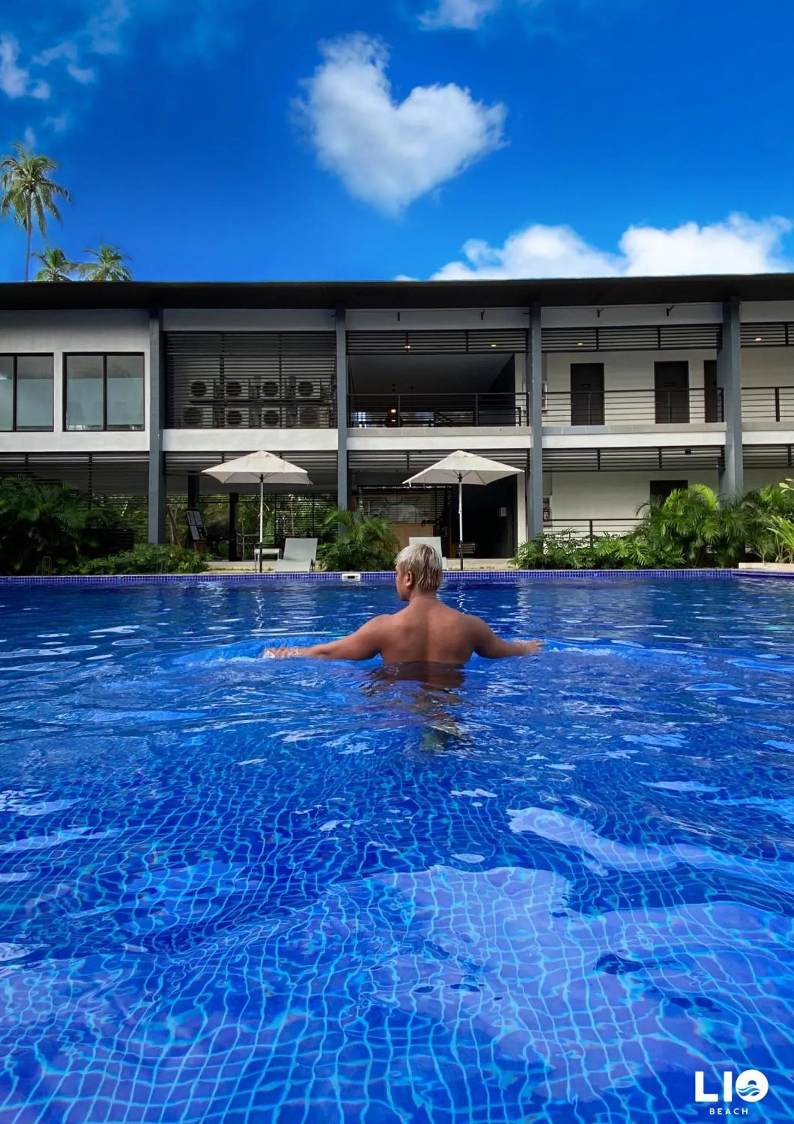 Swimming pool in Huni Lio