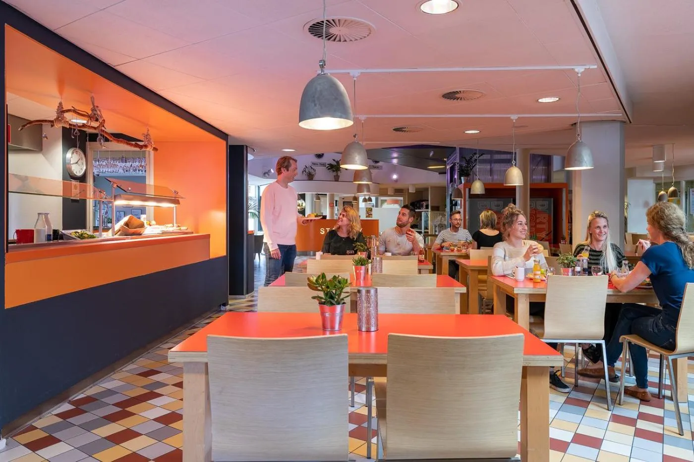 Restaurant/places to eat in Stayokay Hostel Rotterdam
