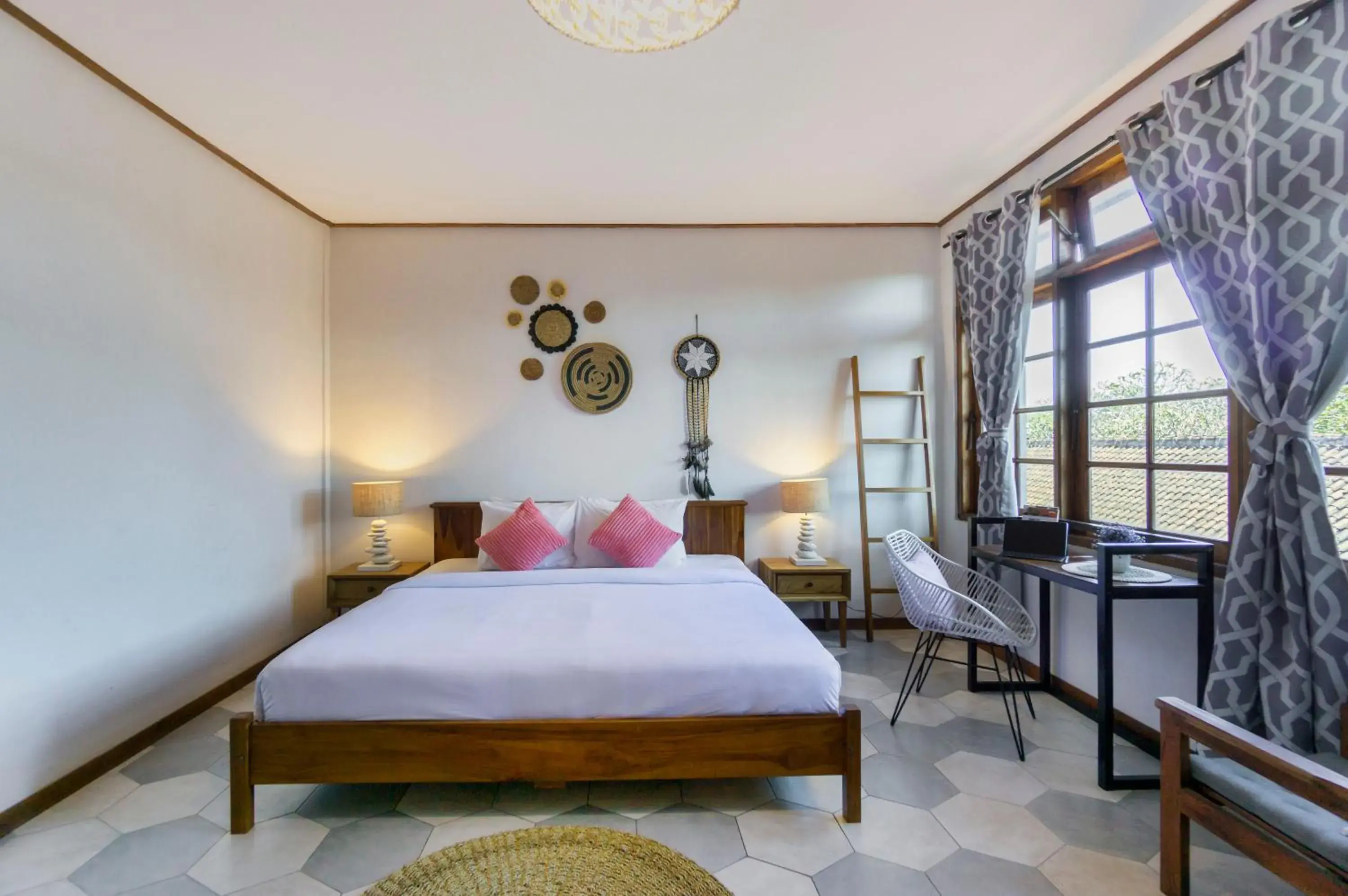 Deluxe King Room in Interconnection Hostel Deluxe King Room in Interconnection Hostel