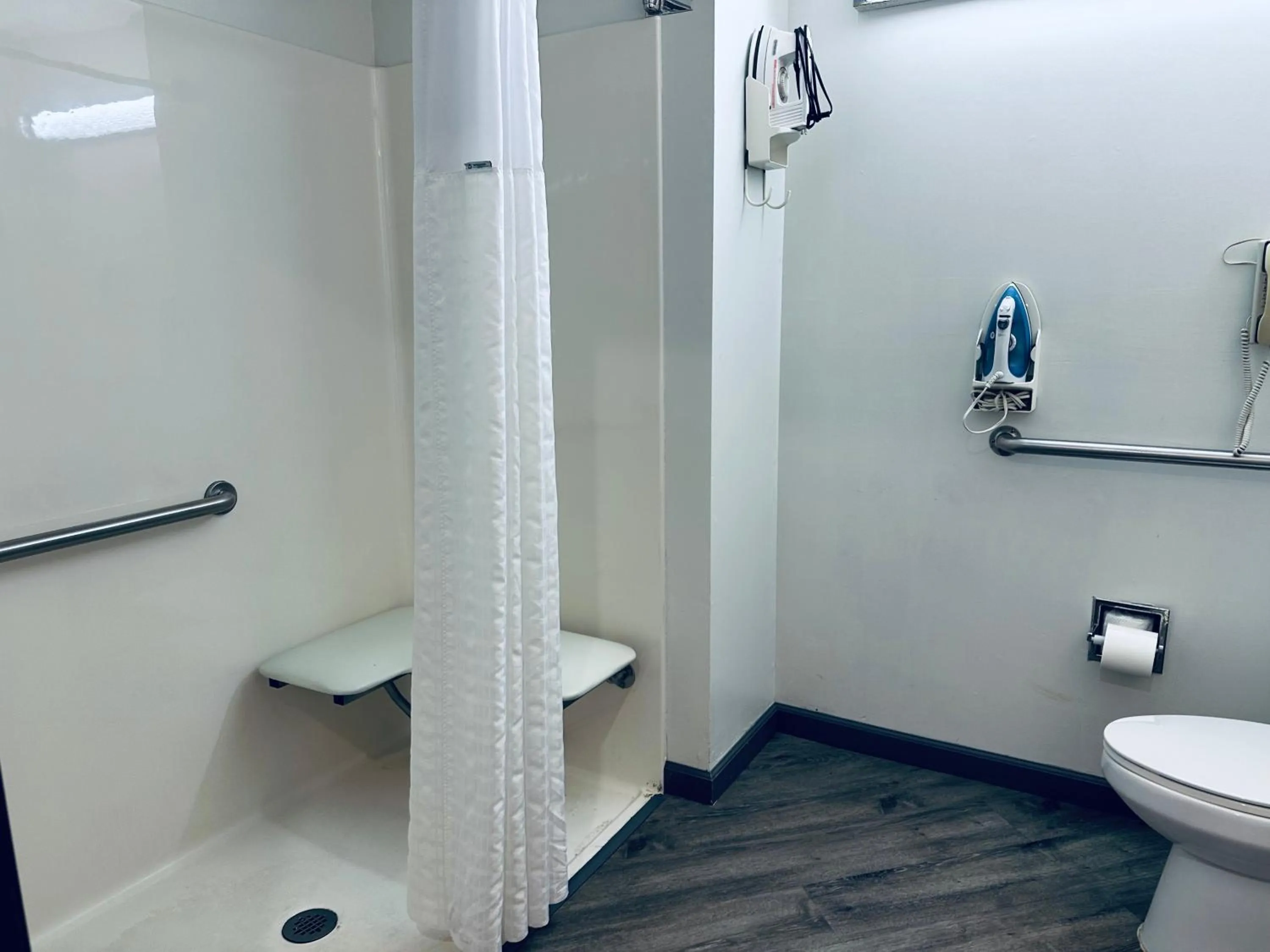 Bathroom in Baymont by Wyndham Piqua