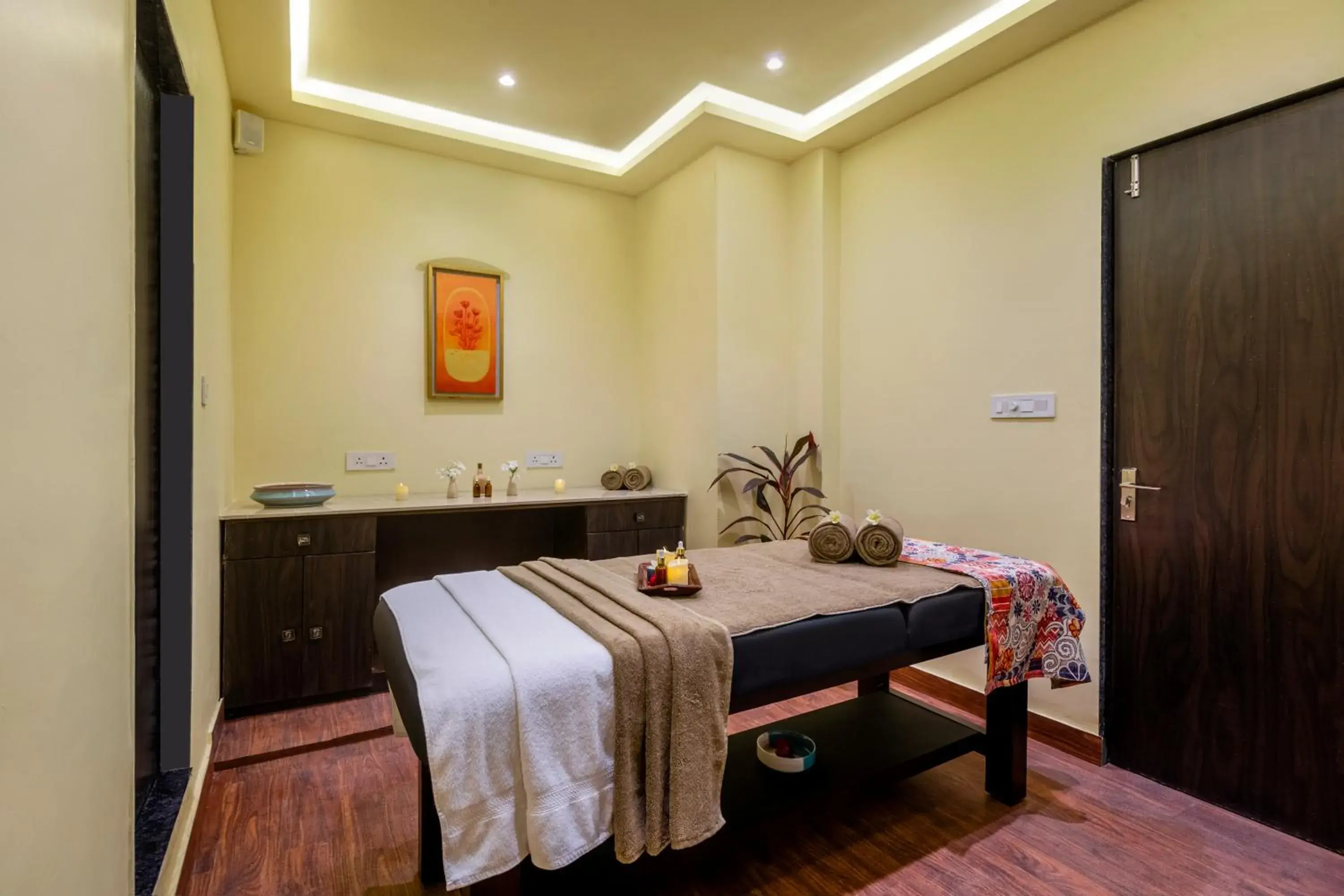 Spa and wellness centre/facilities, Bed in Sterling Balicha Udaipur Spa and wellness centre/facilities, Bed in Sterling Balicha Udaipur