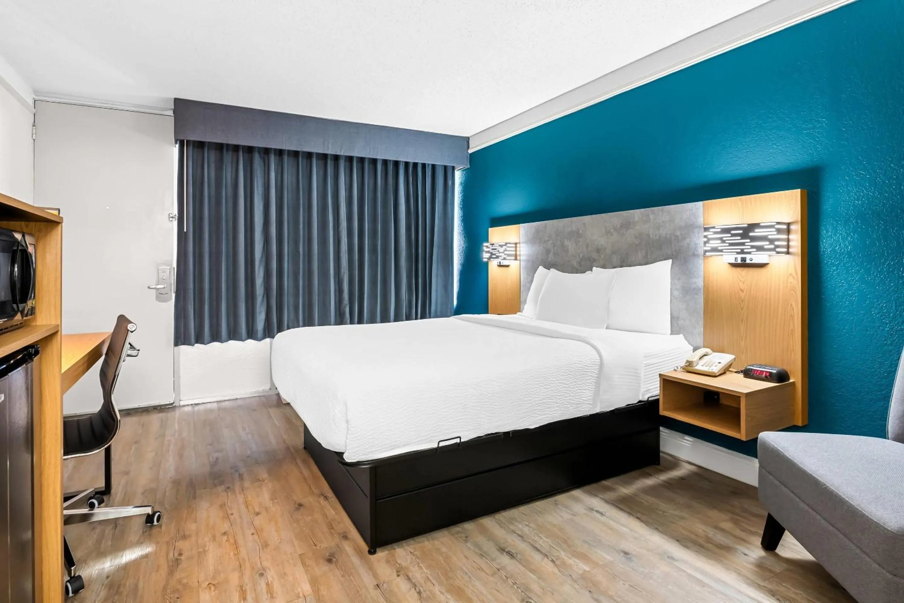 Bedroom, Bed in Quality Inn Slidell I-10