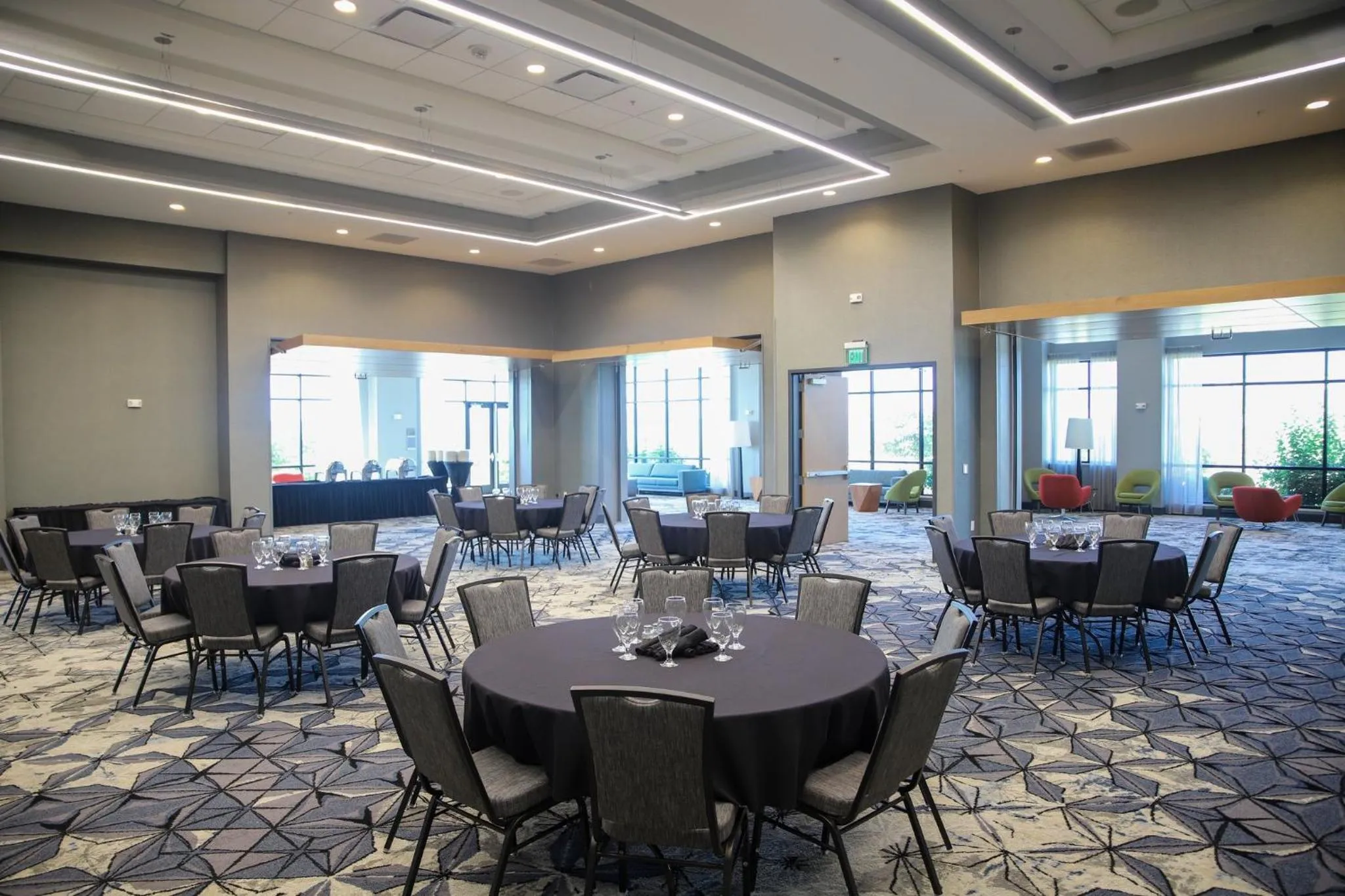 Meeting/conference room in Holiday Inn & Suites Cedar Falls-Waterloo Event Ctr by IHG