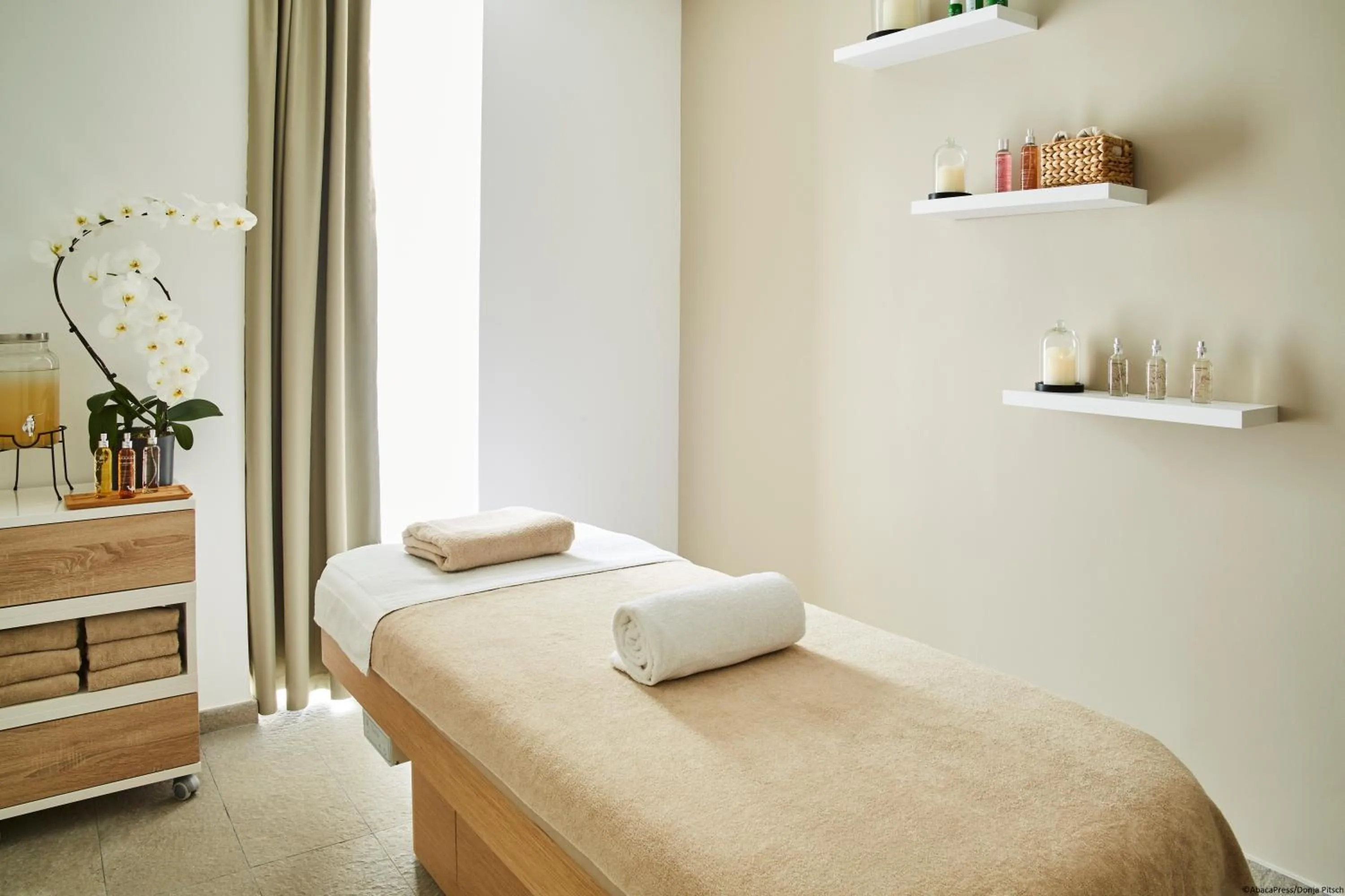 Spa and wellness centre/facilities, Bed in Le Domaine des Vanneaux Golf & Spa L'Isle Adam - MGallery Collection