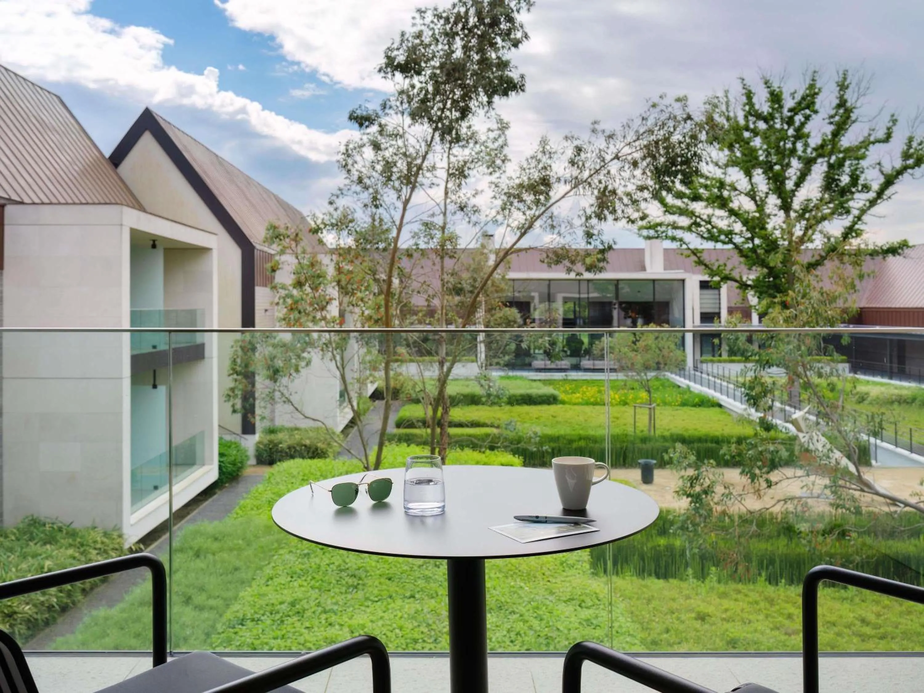 Bedroom in Le Domaine des Vanneaux Golf & Spa L'Isle Adam - MGallery Collection