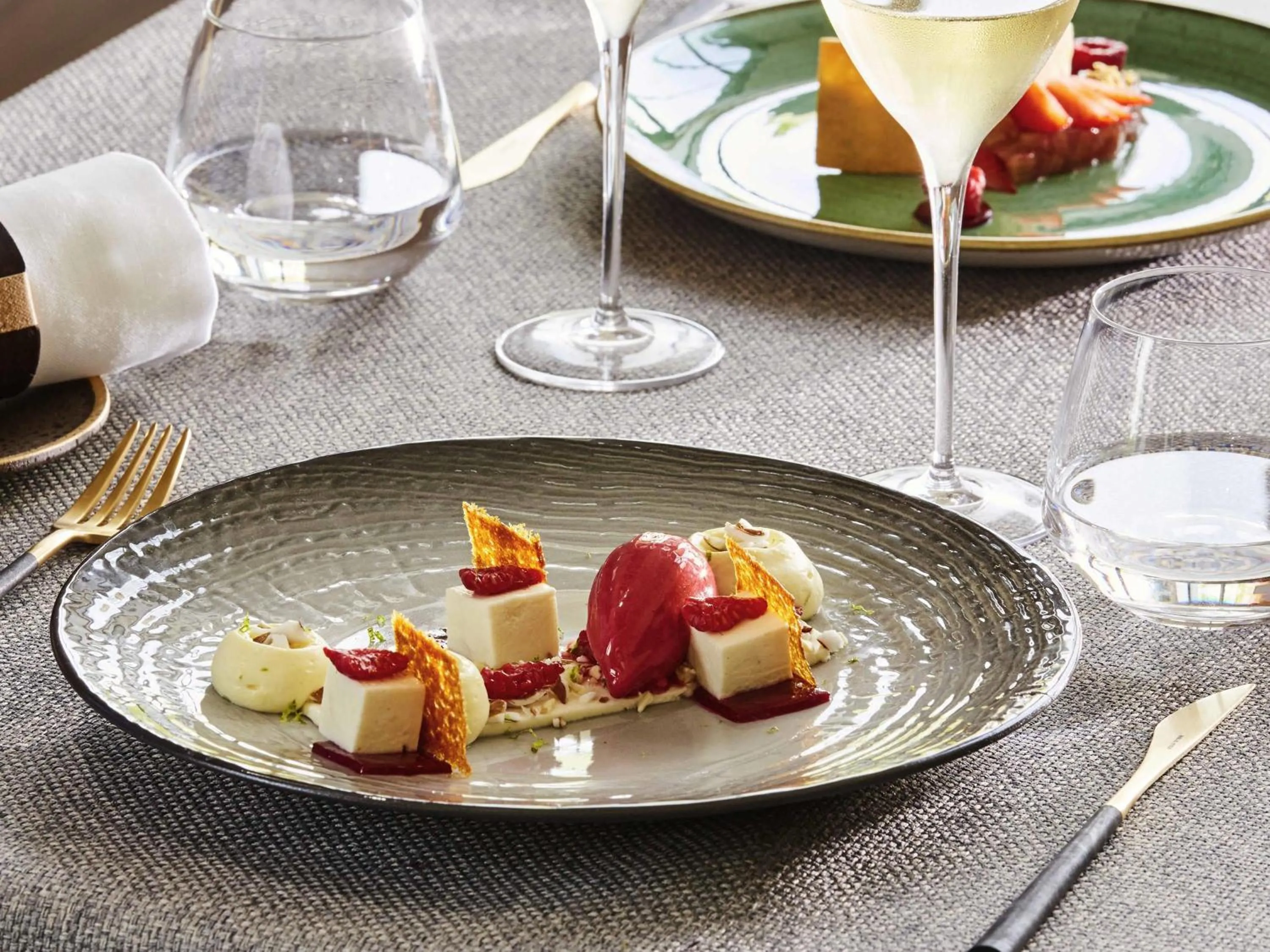 Restaurant/places to eat in Le Domaine des Vanneaux Golf & Spa L'Isle Adam - MGallery Collection