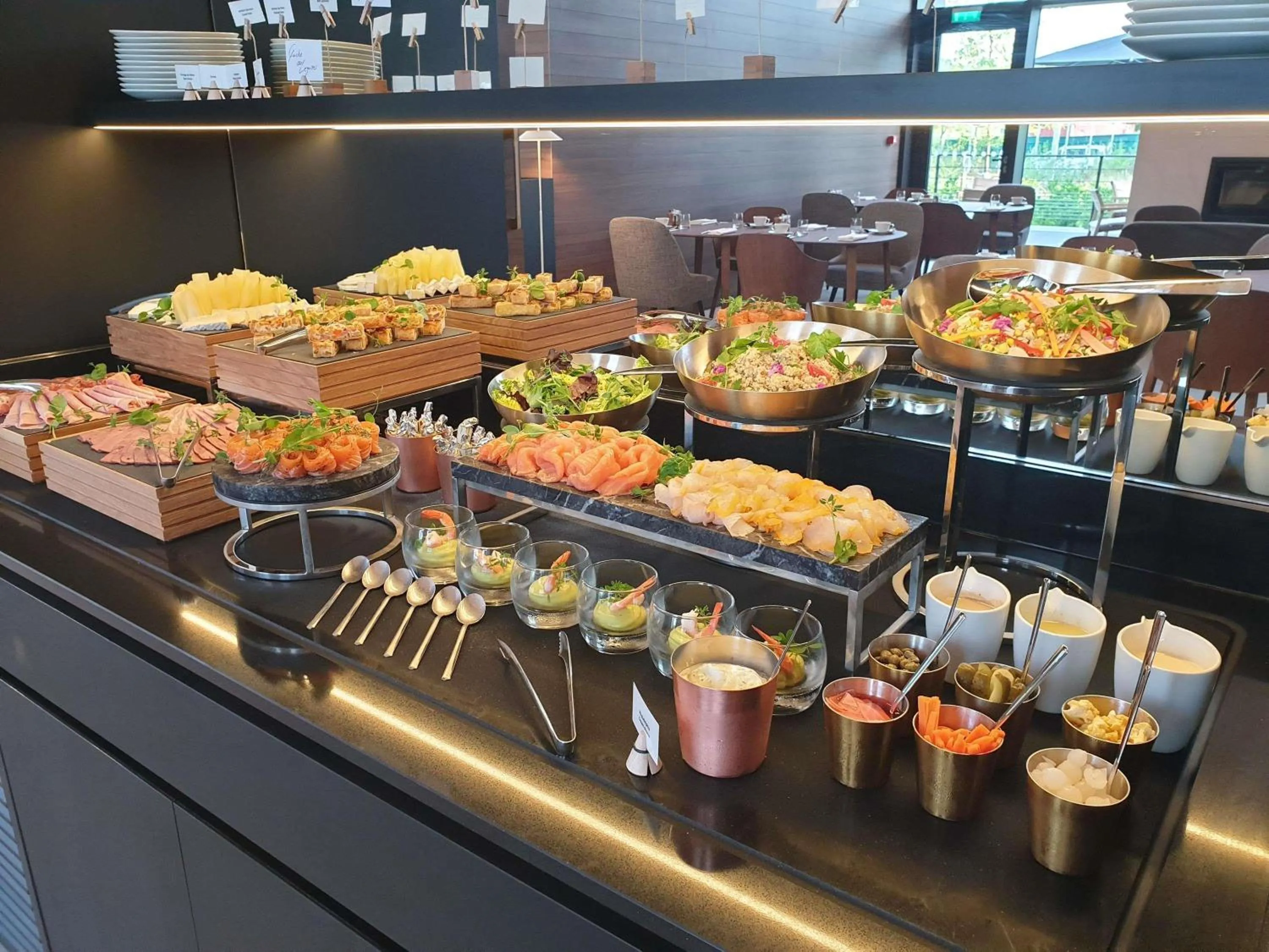Breakfast in Le Domaine des Vanneaux Golf & Spa L'Isle Adam - MGallery Collection