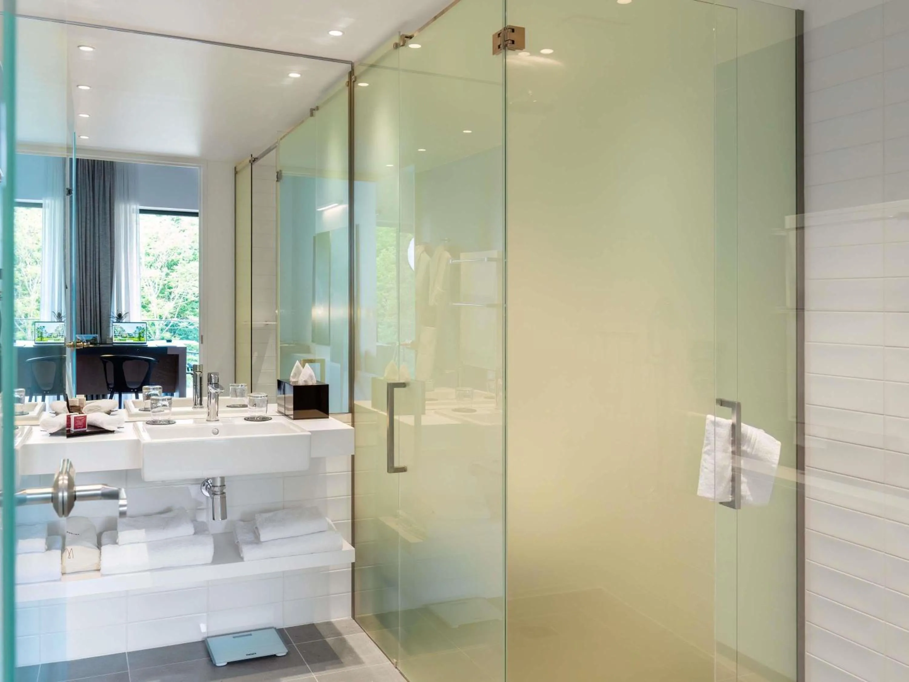 Bedroom in Le Domaine des Vanneaux Golf & Spa L'Isle Adam - MGallery Collection